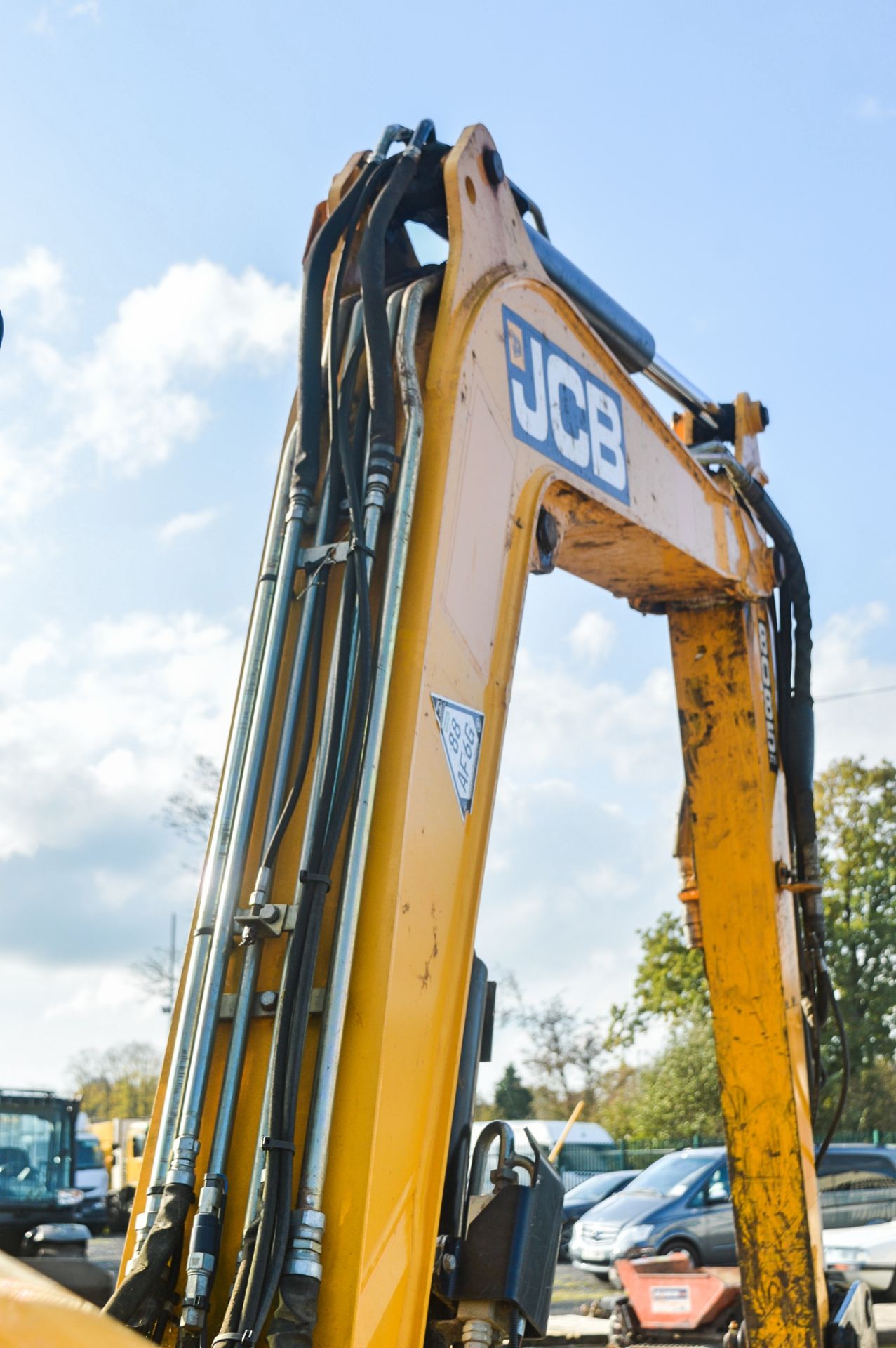 JCB 8085 ZTS 8.5 tonne rubber tracked midi excavator Year: 2012 S/N: 1072502 Recorded Hours: 3250 - Image 18 of 24