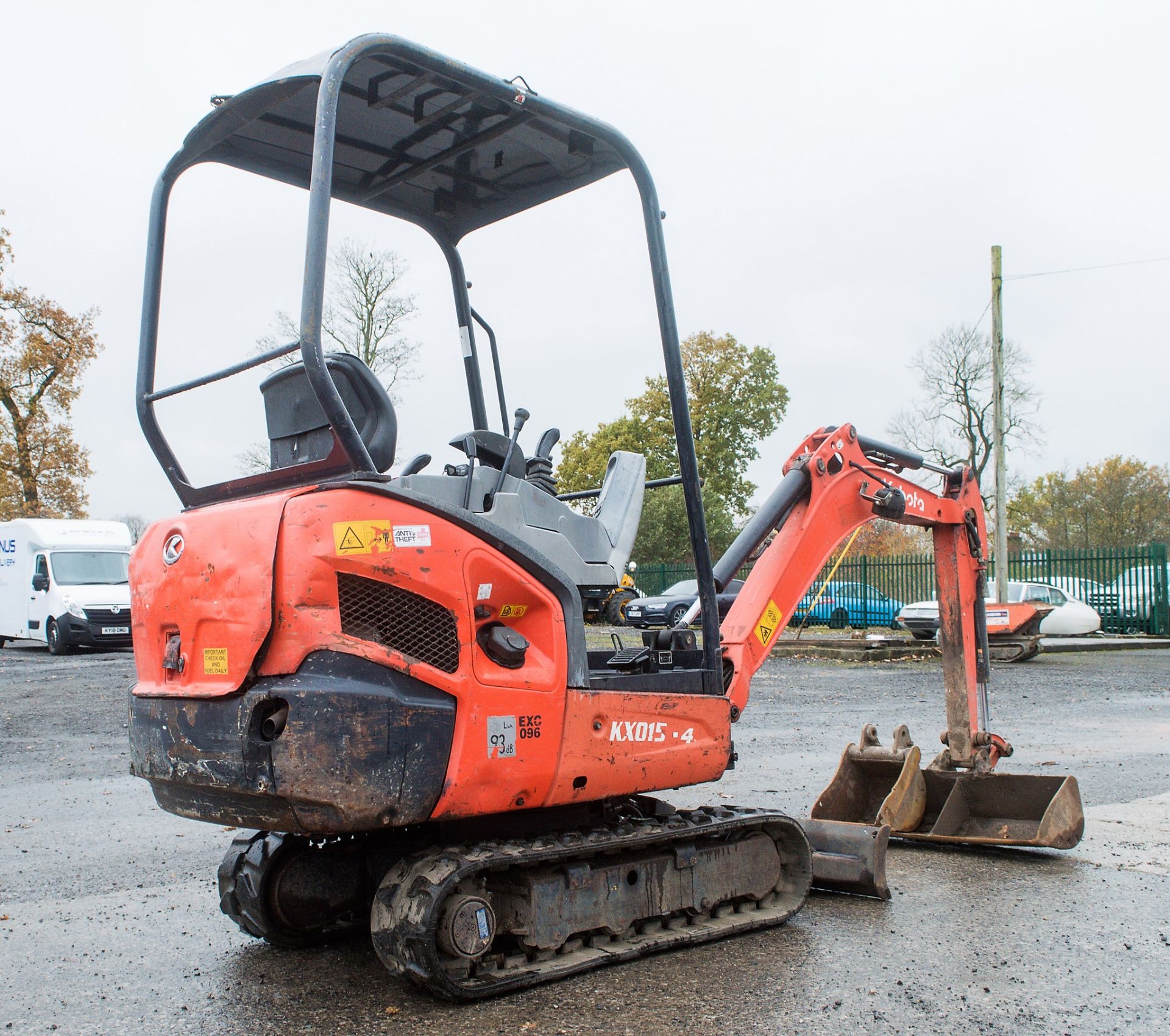 Kubota KX015-4 1.5 tonne rubber tracked mini excavator Year: 2011 S/N: 55607 Recorded Hours: 2768 - Image 4 of 20