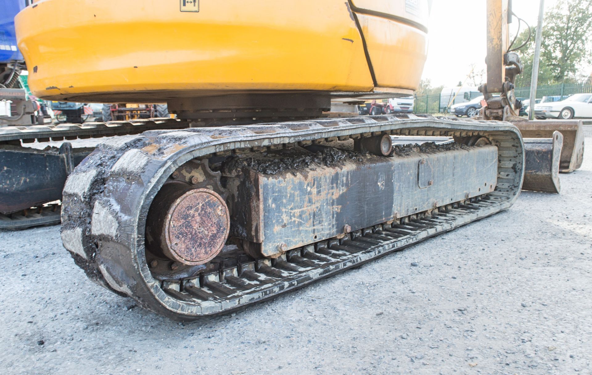 JCB 8050 RTS 5 tonne rubber tracked midi excavator Year: 2013 S/N: 1741865 Recorded Hours: 2397 - Image 9 of 23