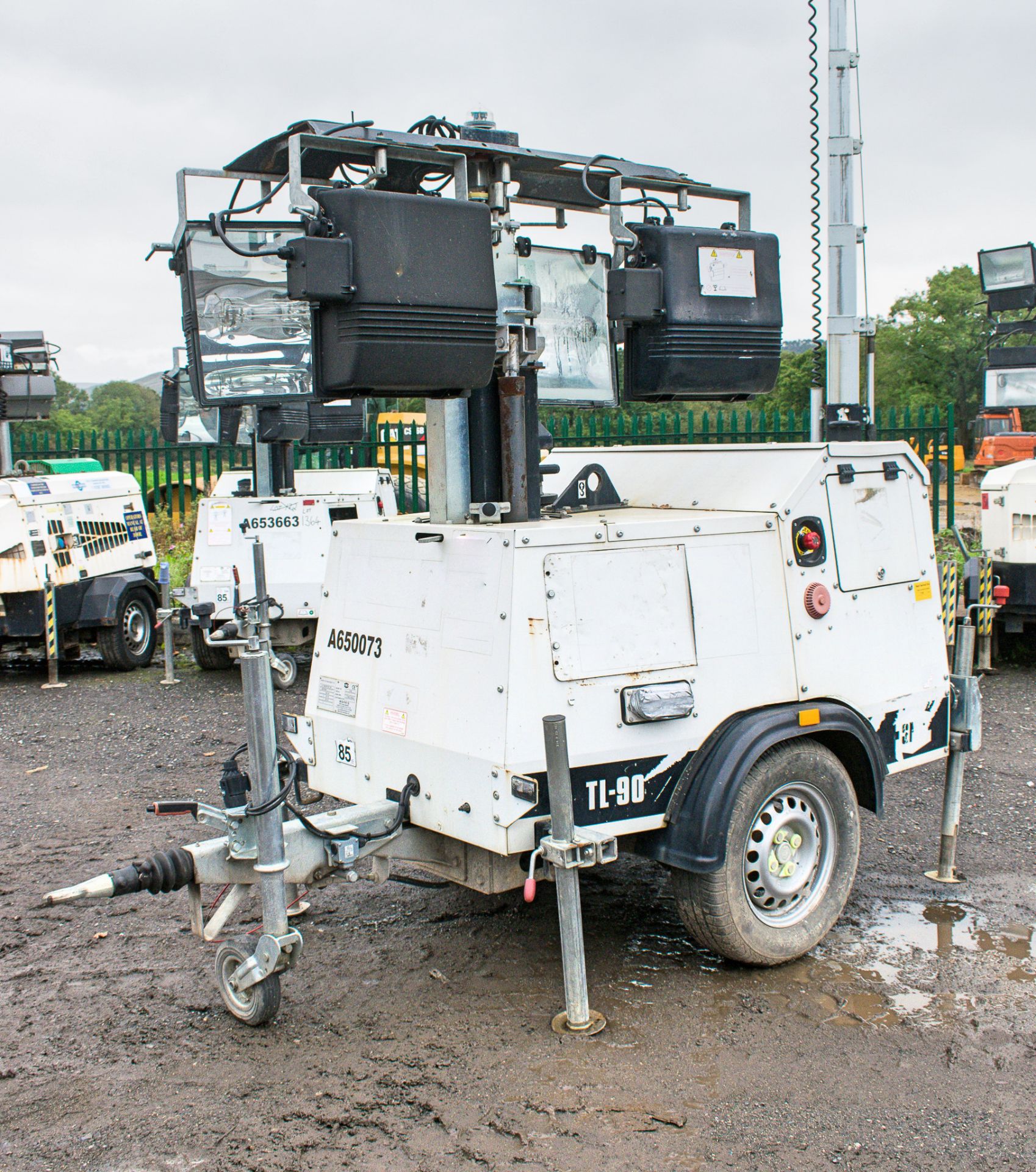 SMC TL-90 diesel driven mobile lighting tower Year: 2014 S/N: 1410660 Recorded Hours: 7195 - Image 2 of 6