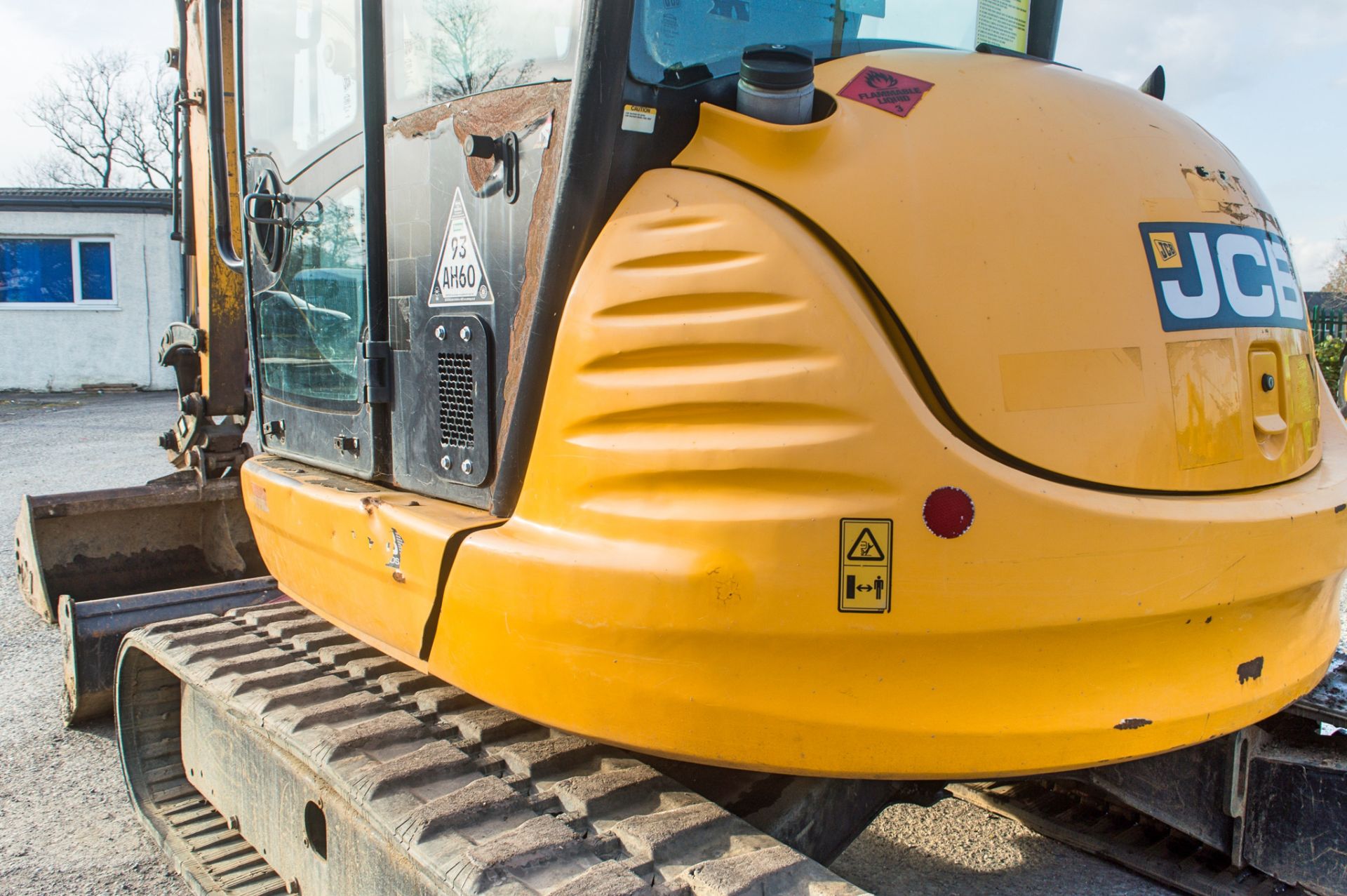 JCB 8050 RTS 5 tonne rubber tracked midi excavator Year: 2013 S/N: 1741865 Recorded Hours: 2397 - Image 16 of 23