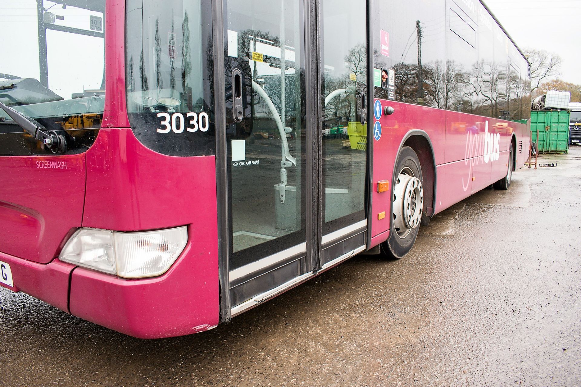 Mercedes Benz O530 Euro V 38 seat single deck service bus Registration Number: BK13 XYG Date of - Image 9 of 17