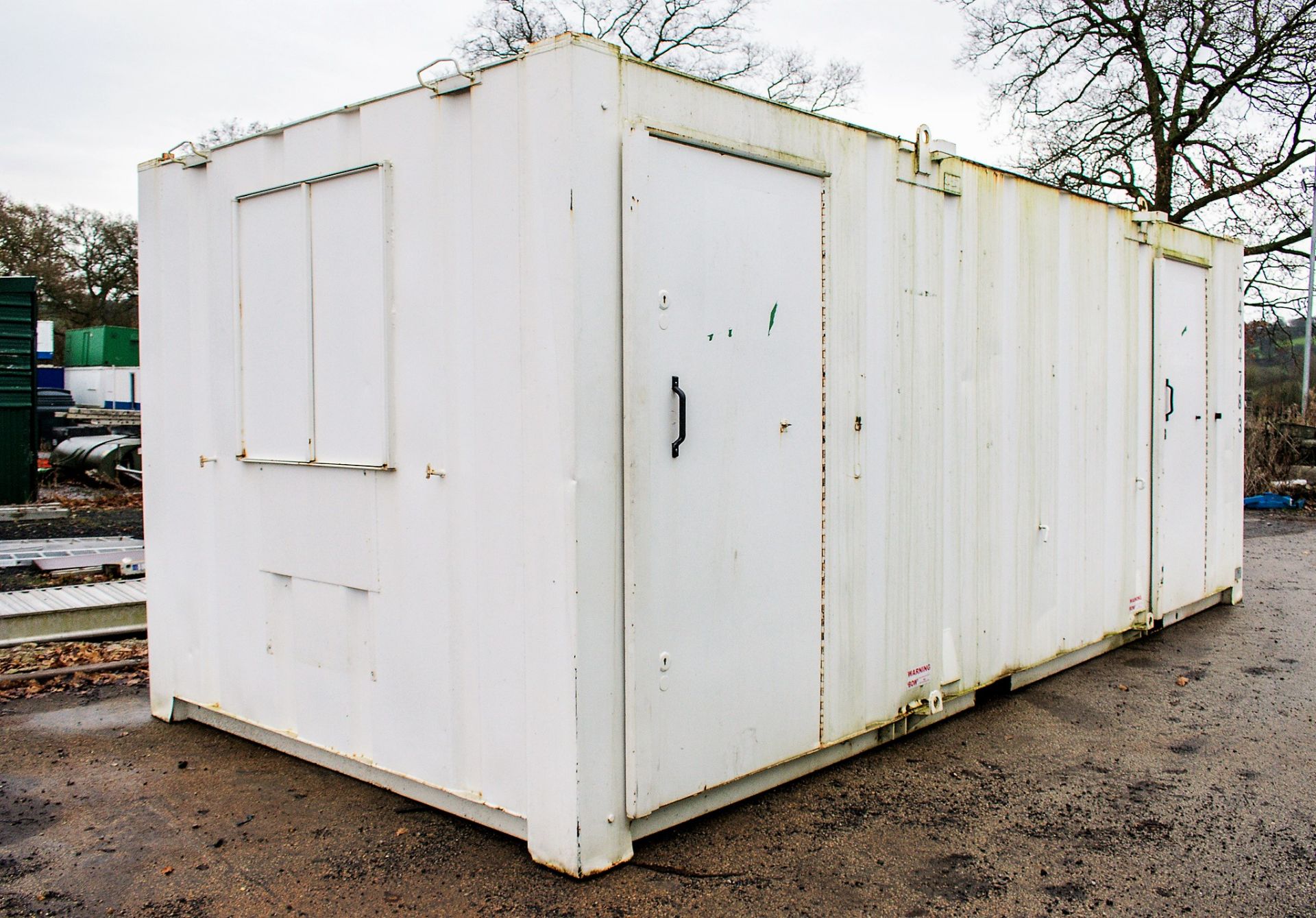 21 ft x 9 ft steel anti vandal welfare site unit Comprising of: canteen, toilet & generator room c/w