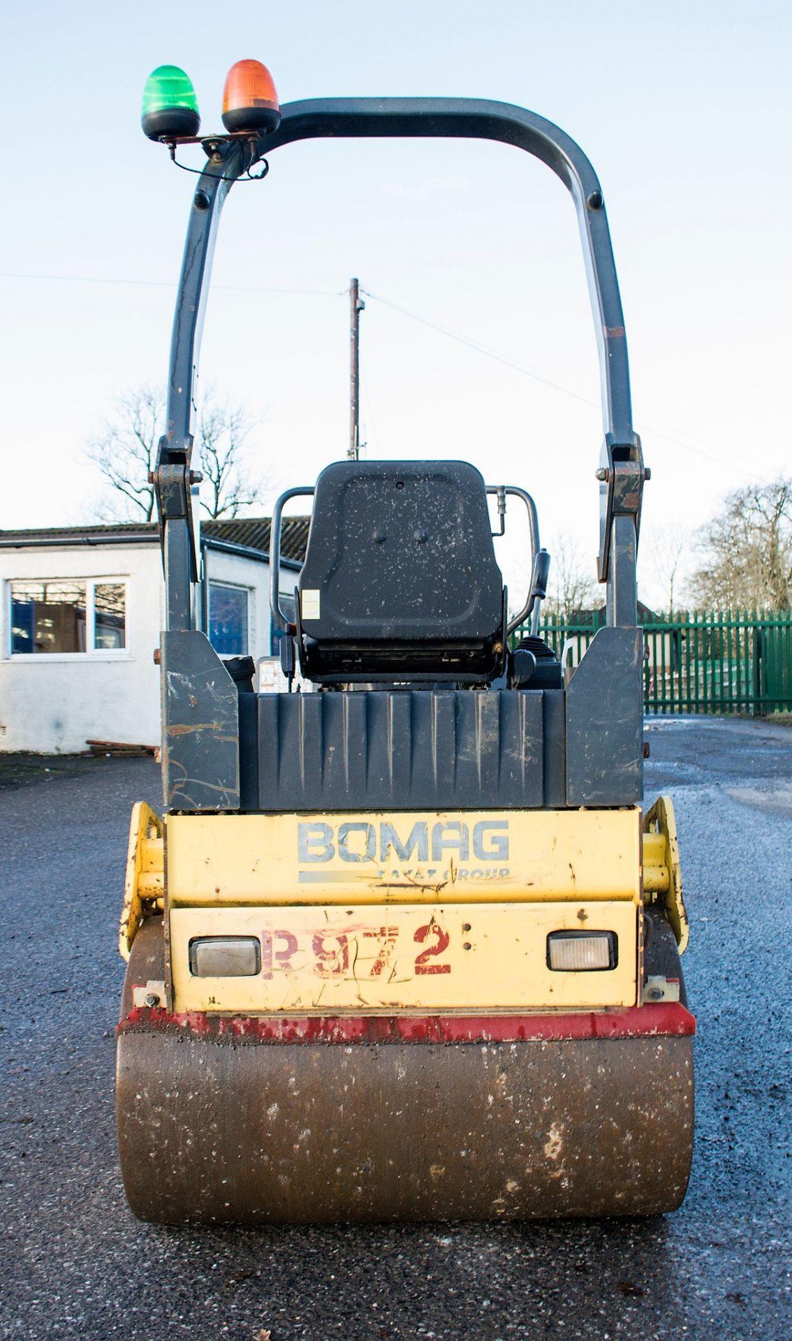 Bomag BW120 AD-4 double drum ride on roller Year: 2007 S/N: 25113 Recorded Hours: 1703 R972 - Image 6 of 14