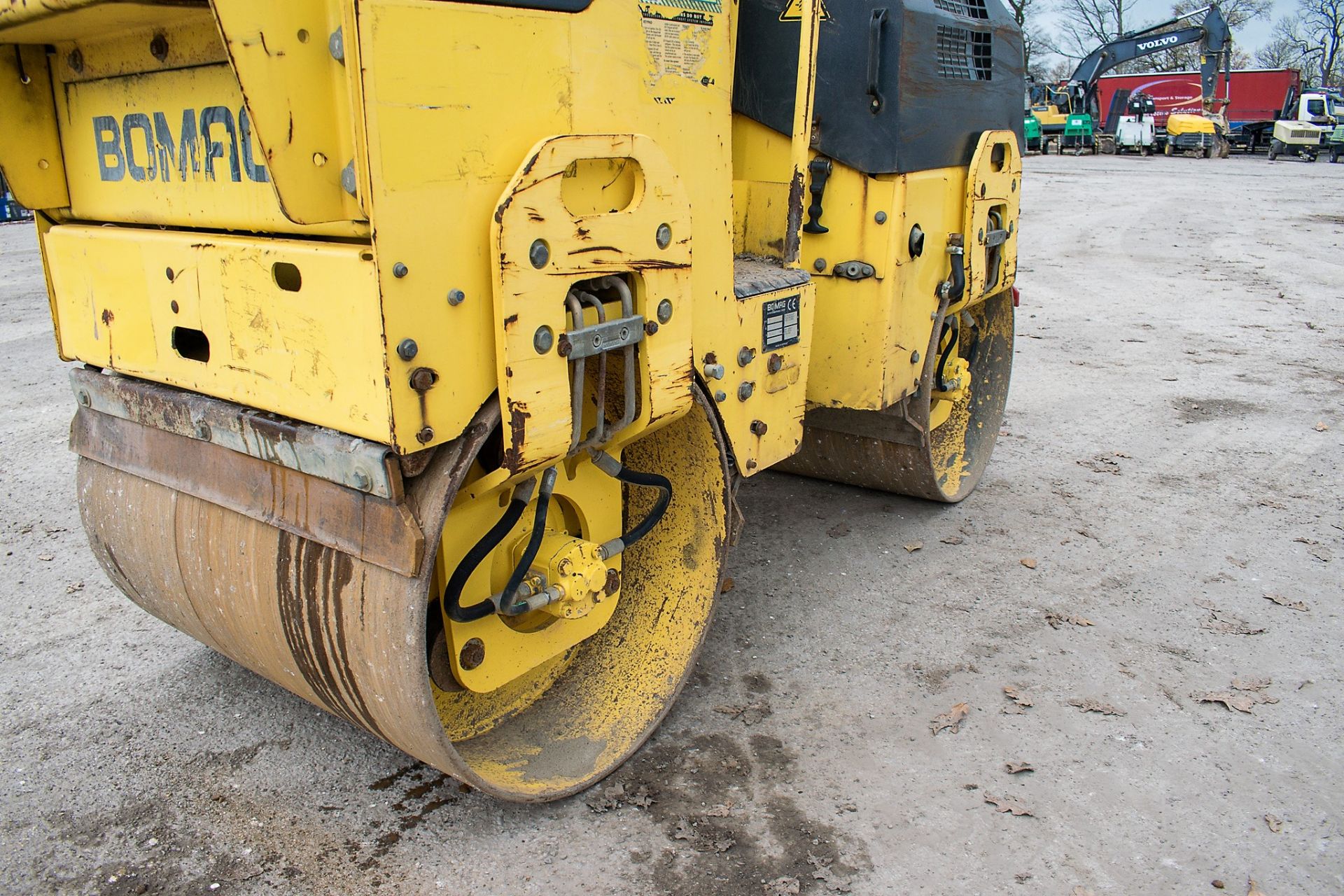 Bomag BW80 AD-2 double drum ride on roller Year: 2005 S/N: 485684 Recorded Hours: Not displayed ( - Image 9 of 13