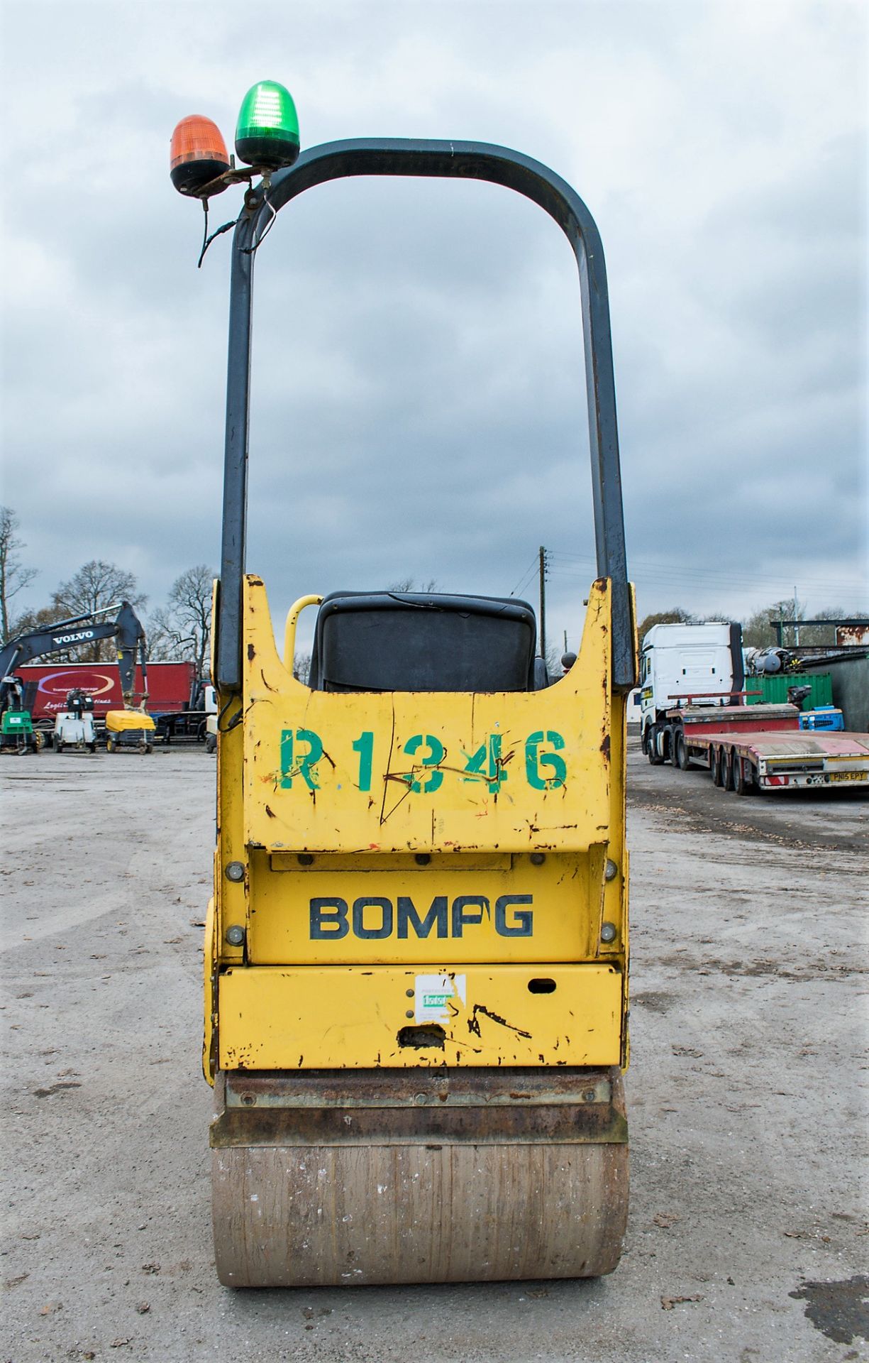 Bomag BW80 AD-2 double drum ride on roller Year: 2006 S/N: 426240 Recorded Hours: 396 R1346 - Image 6 of 13