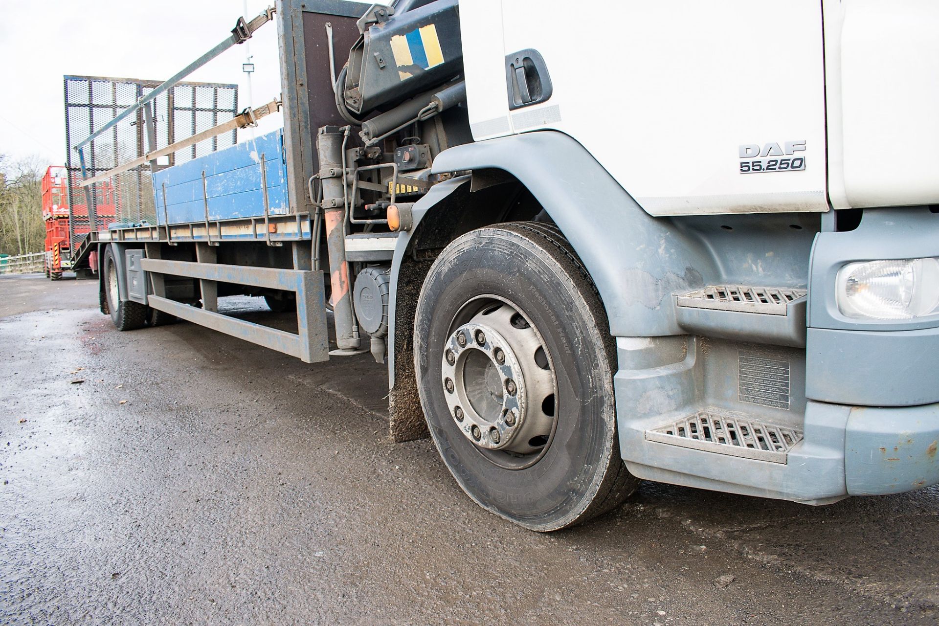 DAF 55.250 LF 18 tonne beaver tail plant lorry Registration Number: PK12 RRO Date of Registration: - Image 8 of 21