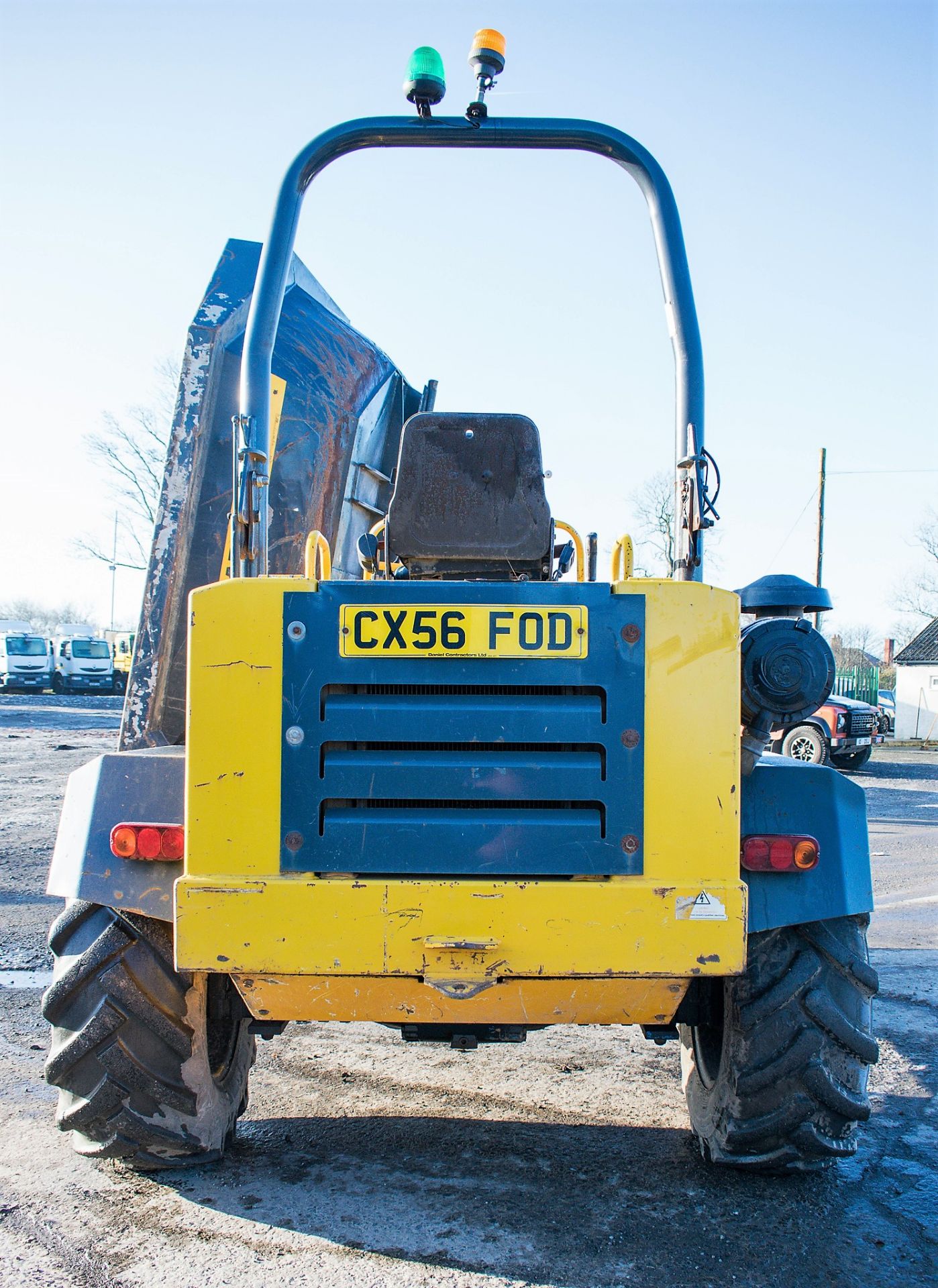 Barford 6 tonne swivel skip dumper Year: S/N: Recorded Hours: 2740 - Image 6 of 17