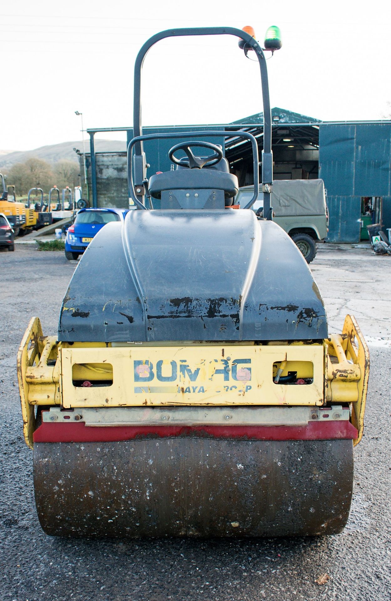 Bomag BW120 AD-4 double drum ride on roller Year: 2007 S/N: 25113 Recorded Hours: 1703 R972 - Image 5 of 14