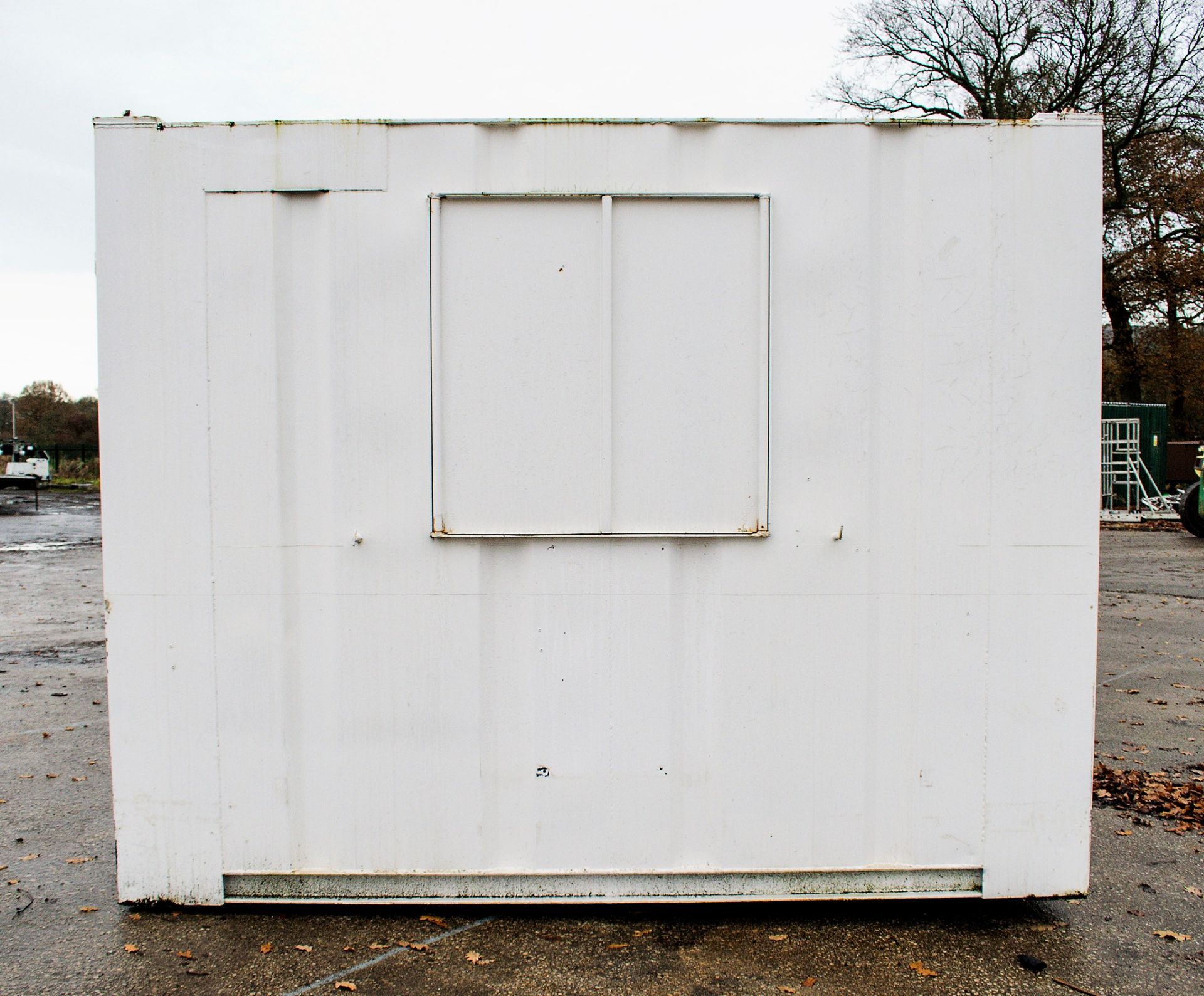 32 ft x 10 ft steel anti vandal office site unit c/w keys A409656 - Image 5 of 8