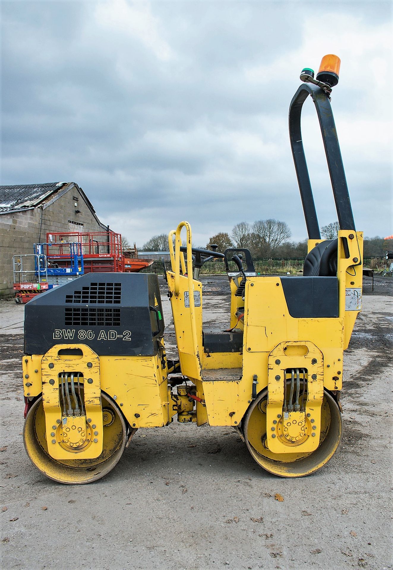 Bomag BW80 AD-2 double drum ride on roller Year: 2005 S/N: 485684 Recorded Hours: Not displayed ( - Image 7 of 13