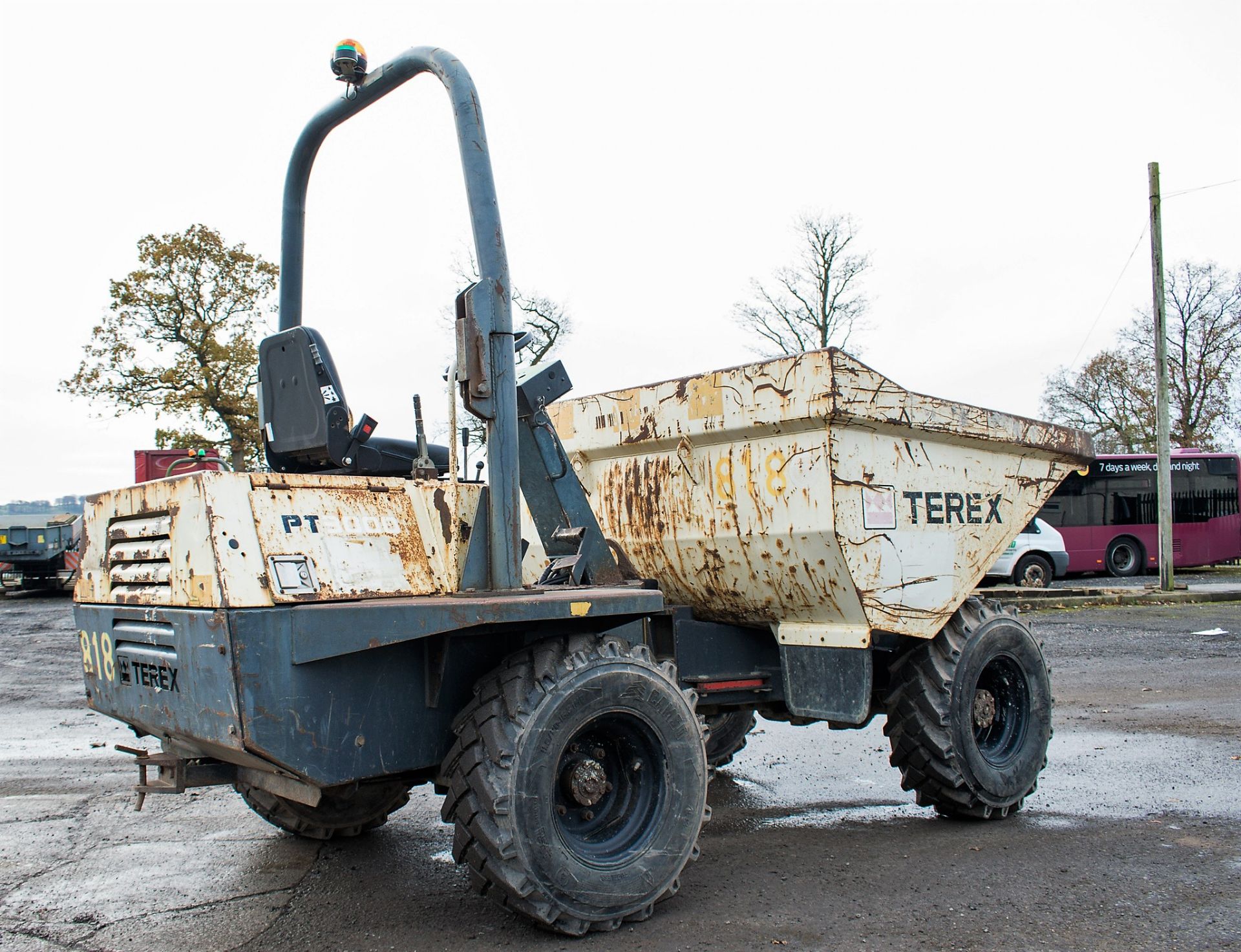 Benford Terex 3 tonne straight skip dumper Year: 2006 S/N: E601FC173 Recorded Hours: 2397 D818 - Image 4 of 19