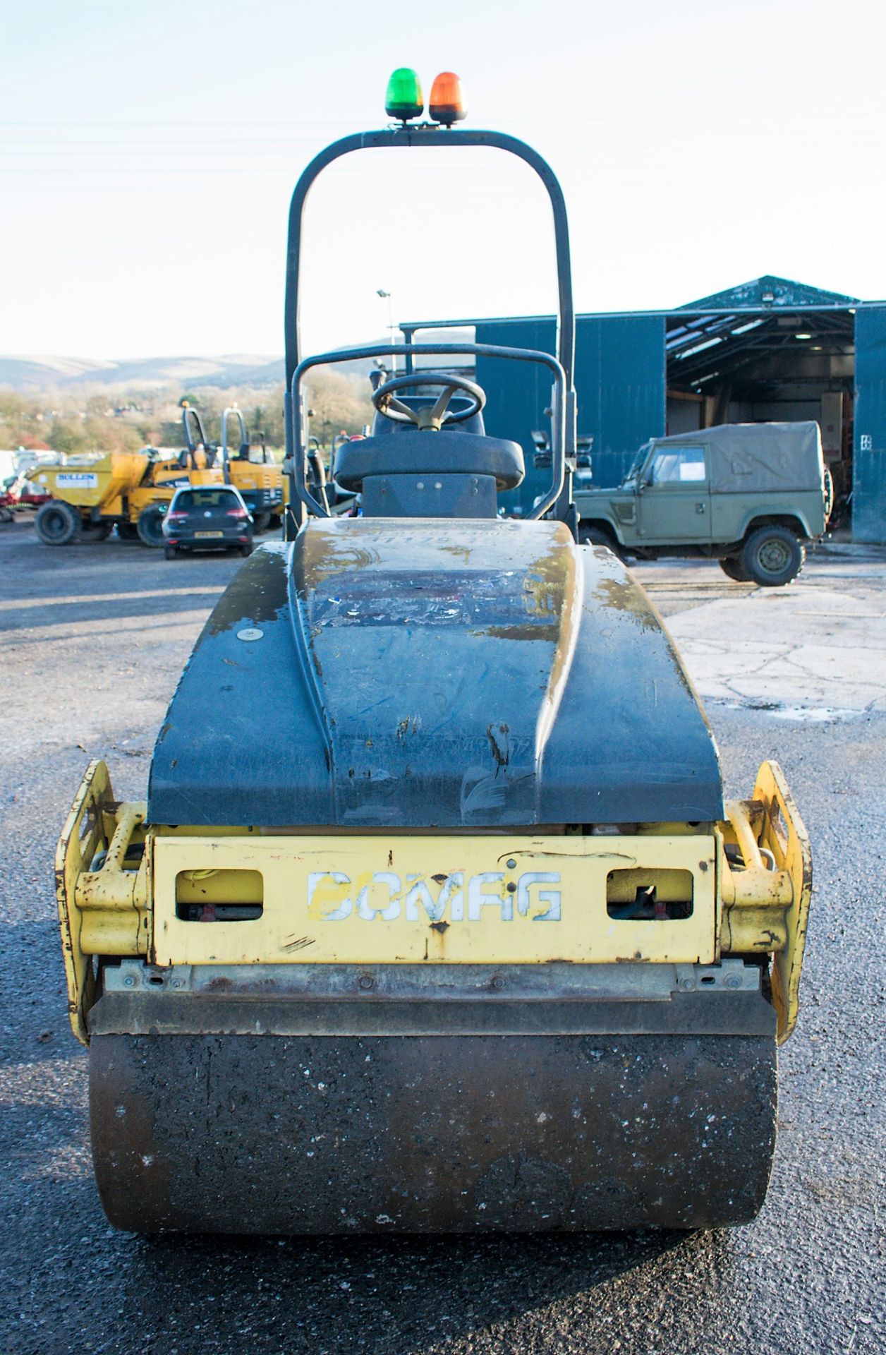 Bomag BW120 AD-4 double drum ride on roller Year: 2005 S/N: 21623 Recorded Hours: 408 R1282 - Image 5 of 14