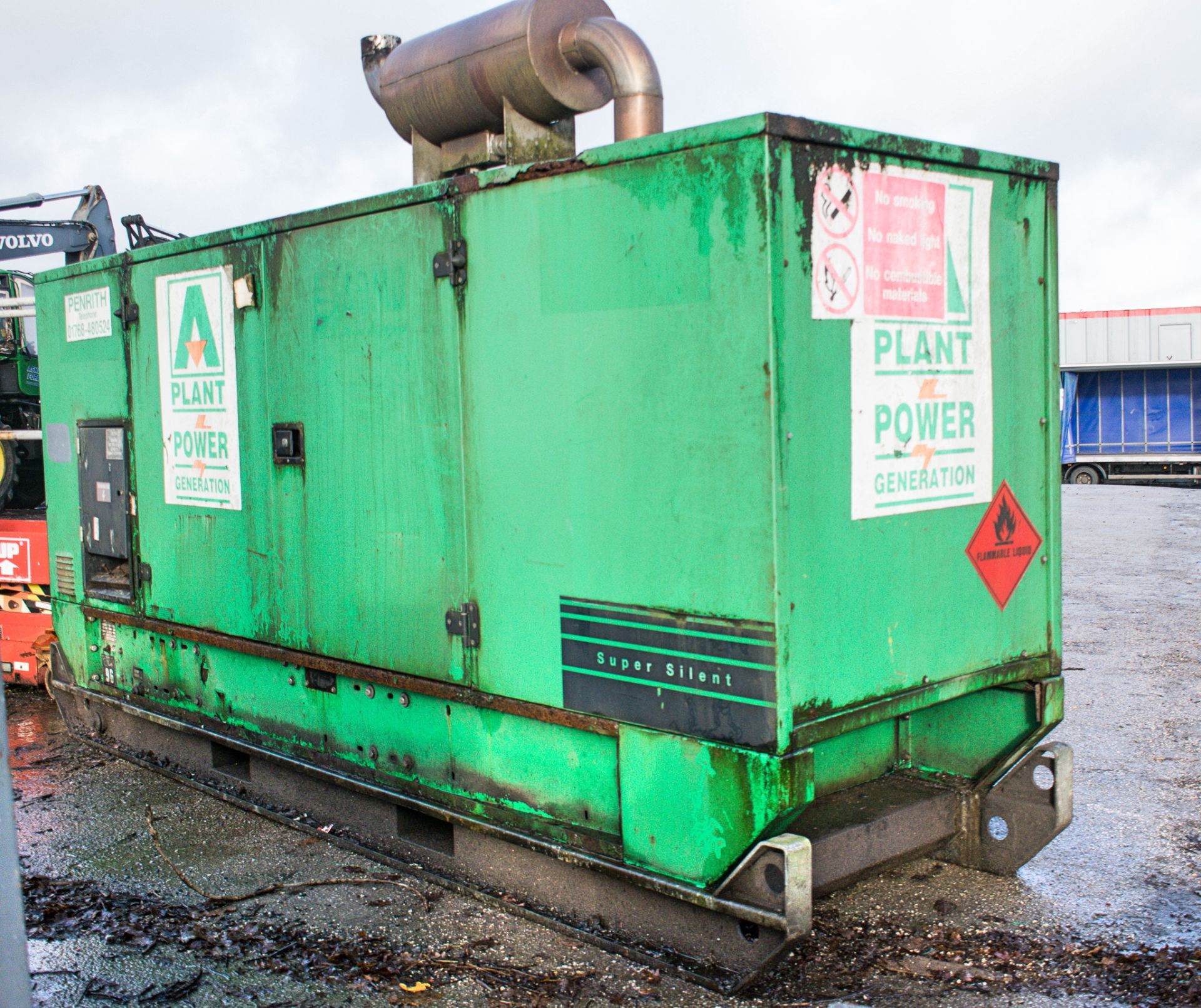 SDMO 100 kva diesel driven generator Year: 1998 S/N: 905239/03 Recorded Hours: 20,745 A171851 - Image 4 of 8