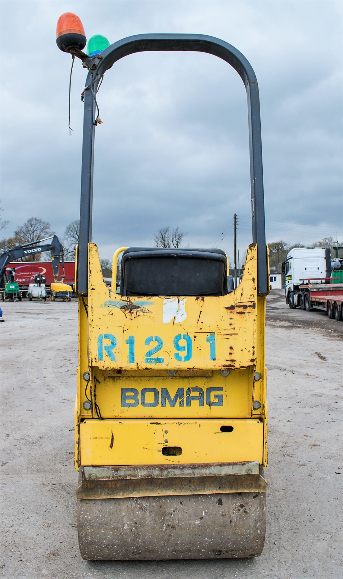 Bomag BW80 AD-2 double drum ride on roller Year: 2006 S/N: 426837 Recorded Hours: 770 R1291 - Image 6 of 13