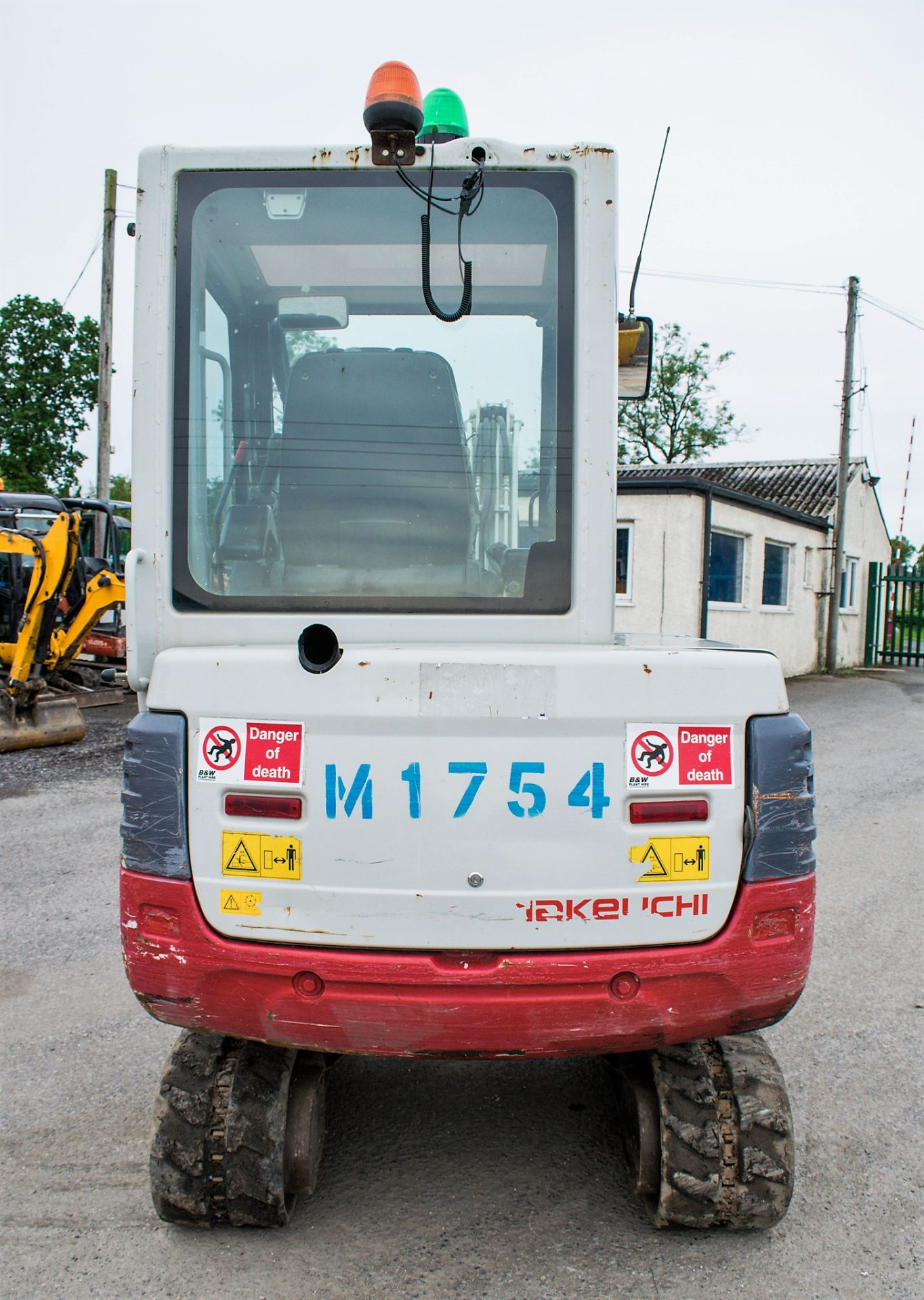 Takeuchi TB228 2.8 tonne rubber tracked mini excavator Year: 2014 S/N: 122803279 Recorded Hours: Not - Image 6 of 12