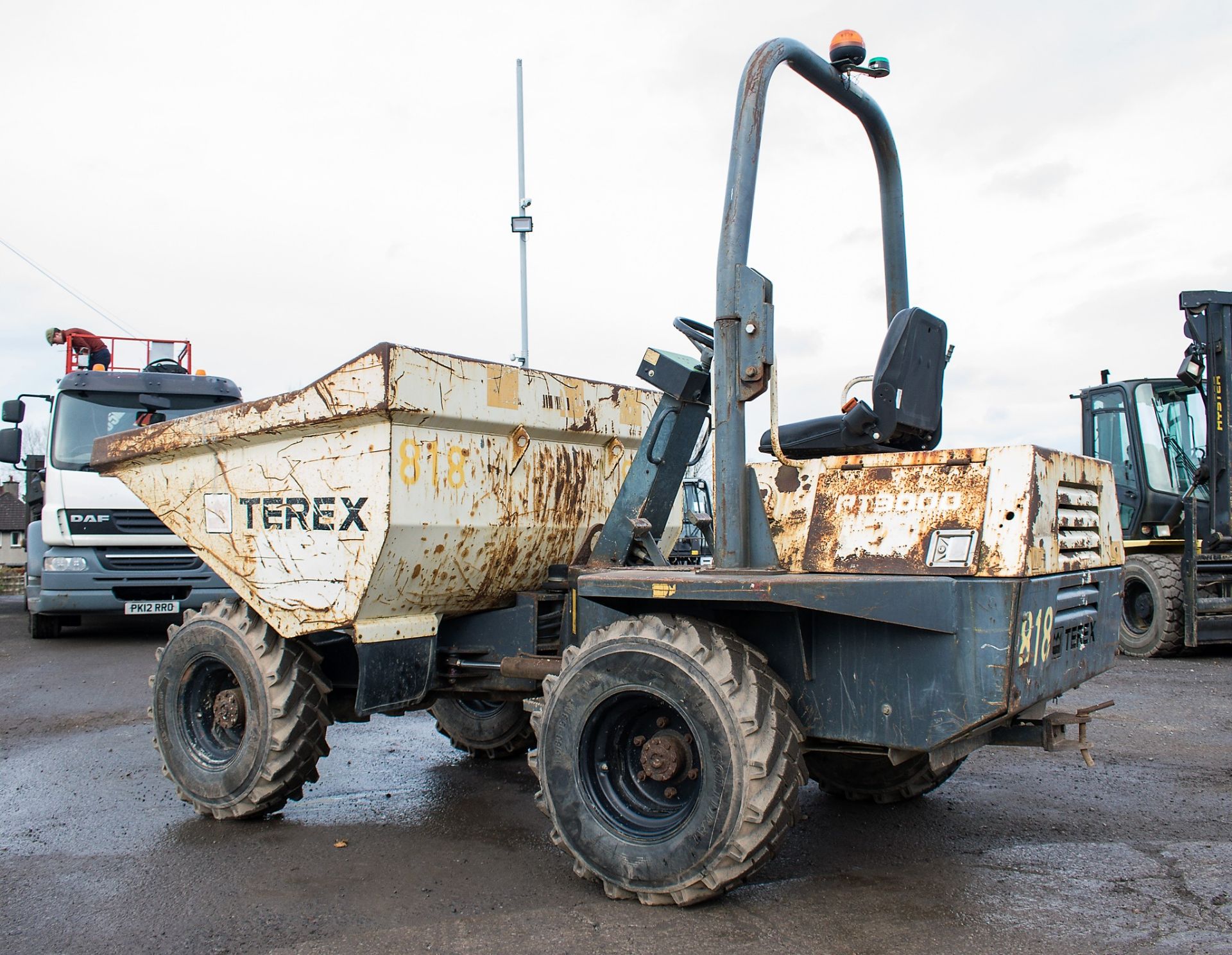 Benford Terex 3 tonne straight skip dumper Year: 2006 S/N: E601FC173 Recorded Hours: 2397 D818 - Image 3 of 19