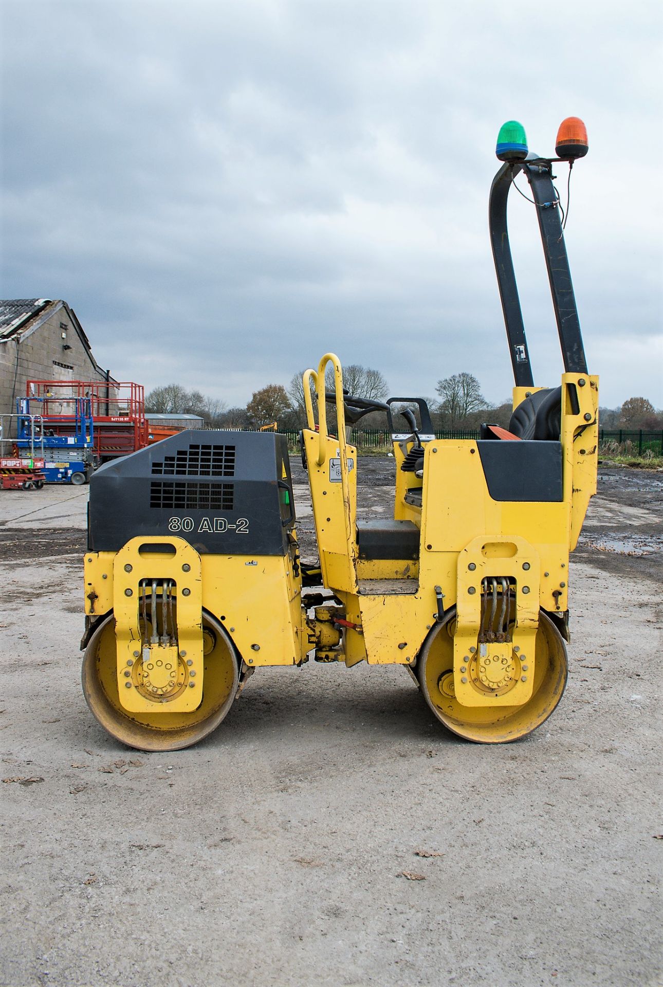 Bomag BW80 AD-2 double drum ride on roller Year: 2006 S/N: 426837 Recorded Hours: 770 R1291 - Image 7 of 13