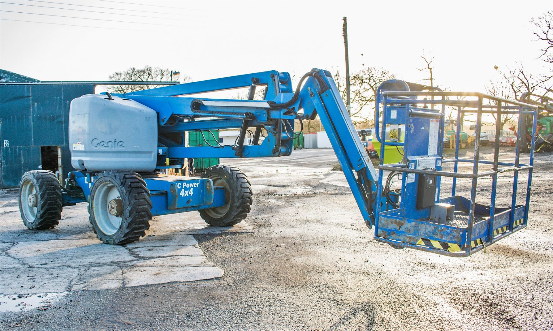 Genie Z45/25J 4 wheel drive diesel drive articulated boom access platform Year: S/N: Recorded Hours: - Image 2 of 14