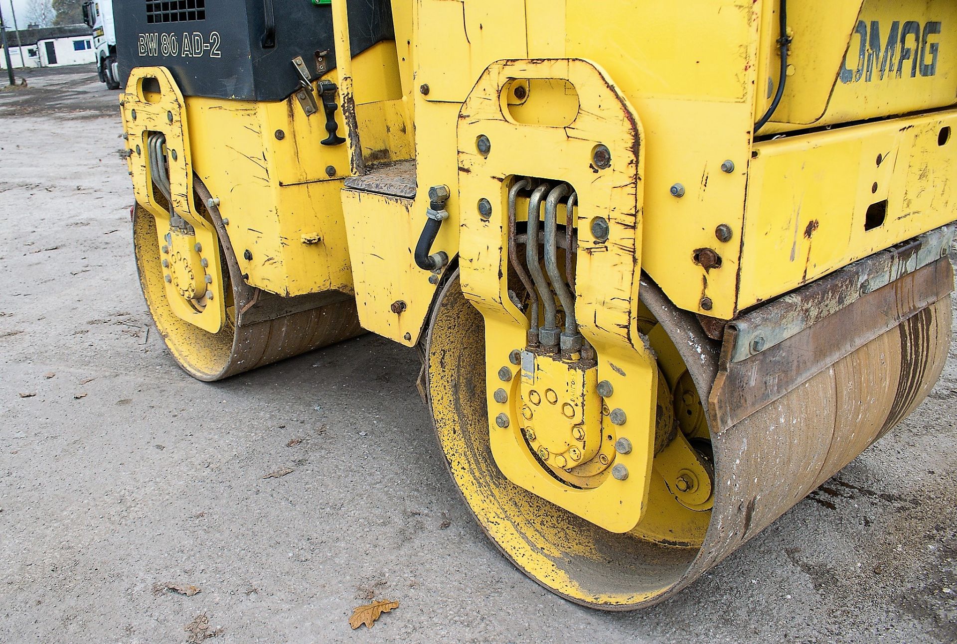 Bomag BW80 AD-2 double drum ride on roller Year: 2005 S/N: 485684 Recorded Hours: Not displayed ( - Image 10 of 13