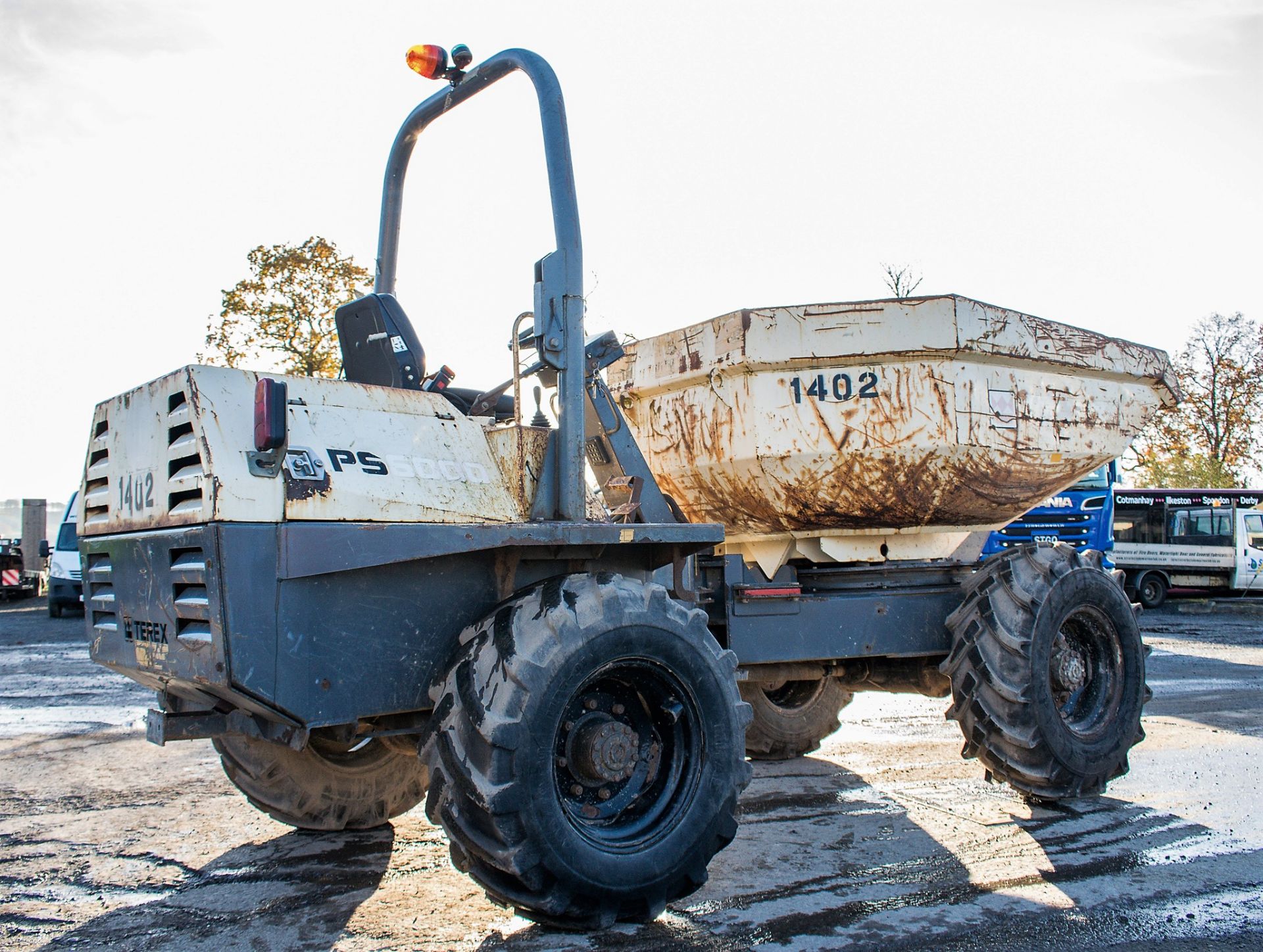 Benford Terex 6 tonne swivel skip dumper Year: 2008 S/N: E801FX824 Recorded Hours: 3399 1402 - Image 4 of 18