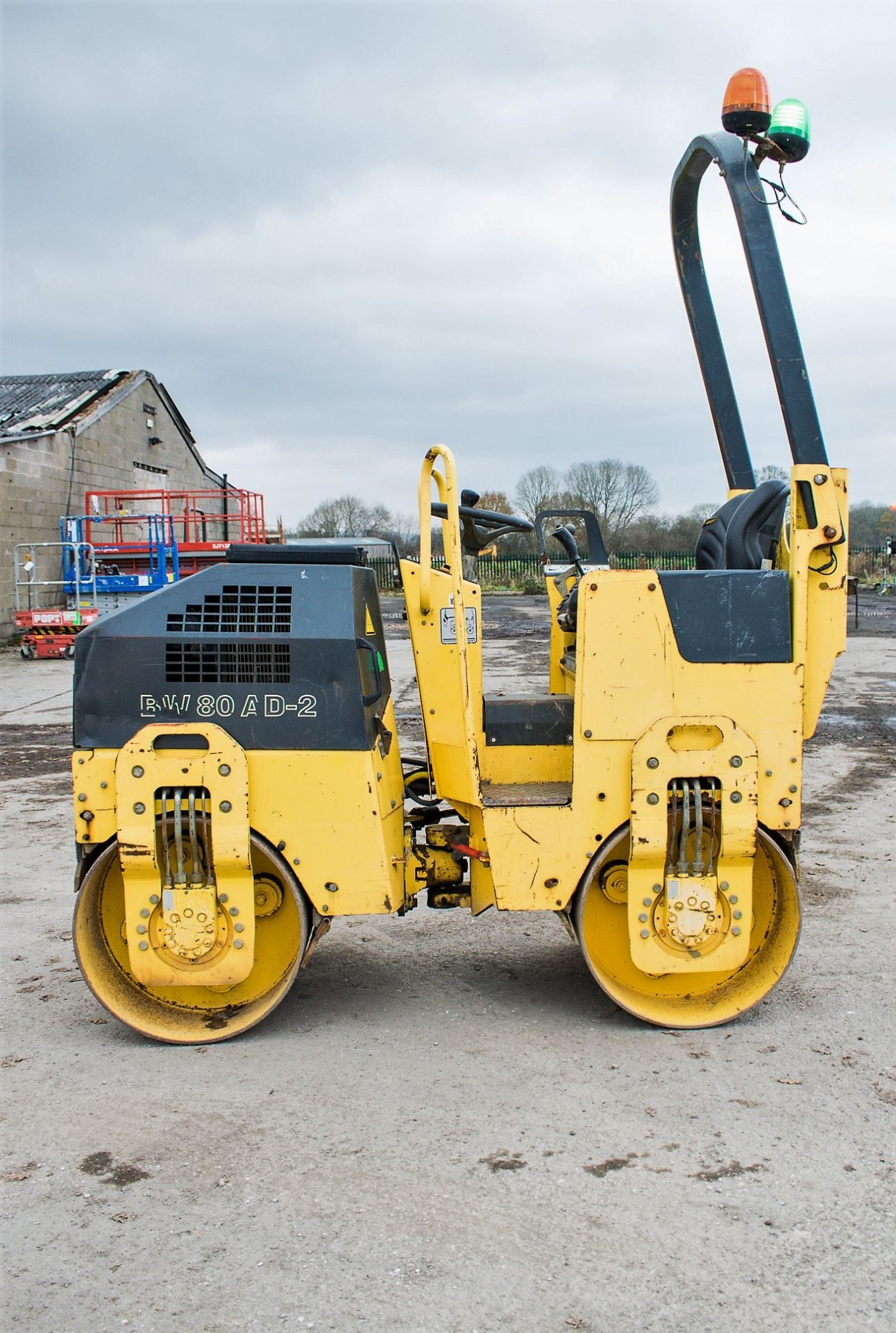 Bomag BW80 AD-2 double drum ride on roller Year: 2006 S/N: 426240 Recorded Hours: 396 R1346 - Image 7 of 13