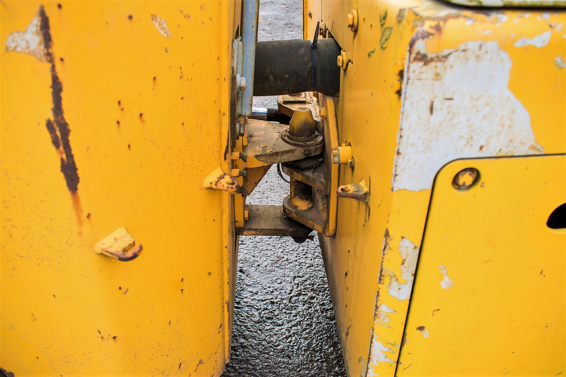 Benford Terex TV1200 double drum ride on roller Year: 2002 S/N: ET02CC033 Recorded Hours: 2434 - Image 10 of 14