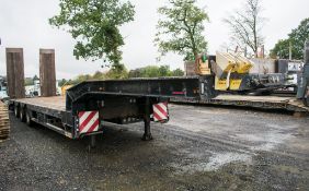 Faymonville STN-3U 13.6 metre step frame tri-axle low loader trailer  Year: 2010 S/N: 309100009291