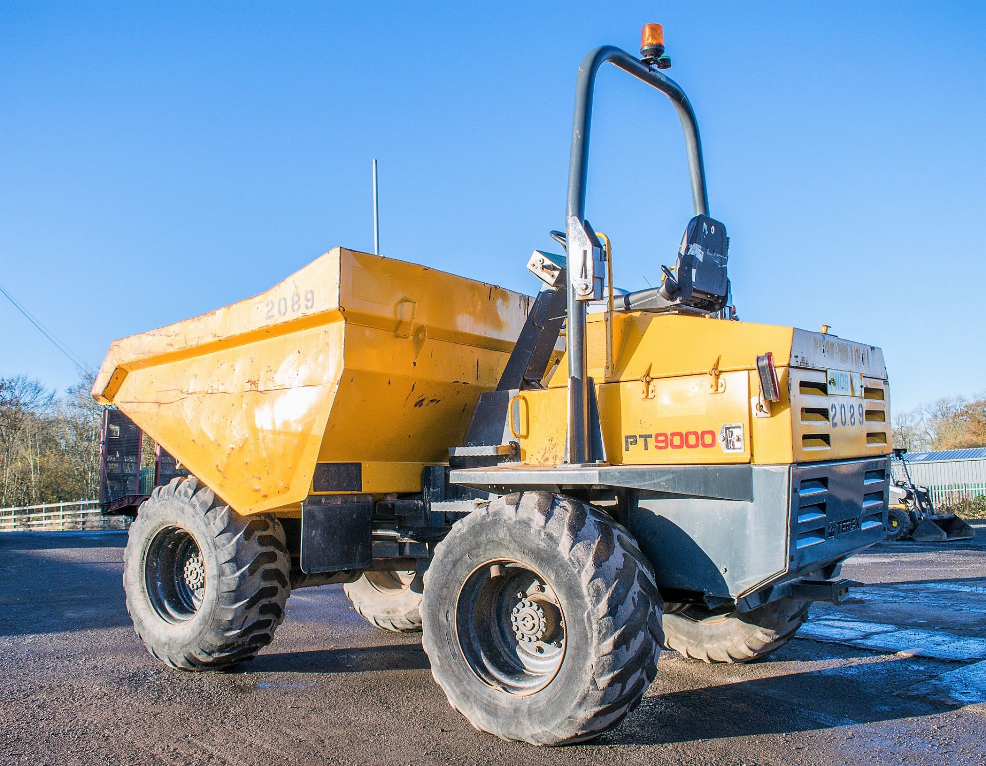 Benford Terex 9 tonne straight skip dumper Year: 2008 S/N: E805FM213 Recorded Hours: 3005 2089 - Image 3 of 19