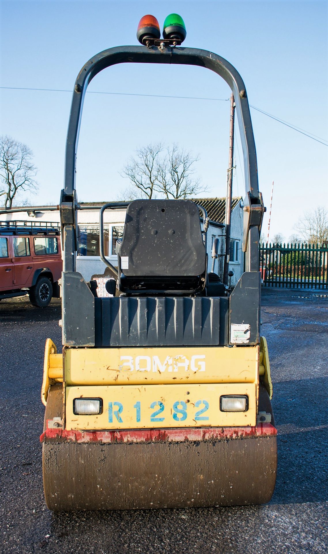 Bomag BW120 AD-4 double drum ride on roller Year: 2005 S/N: 21623 Recorded Hours: 408 R1282 - Image 6 of 14