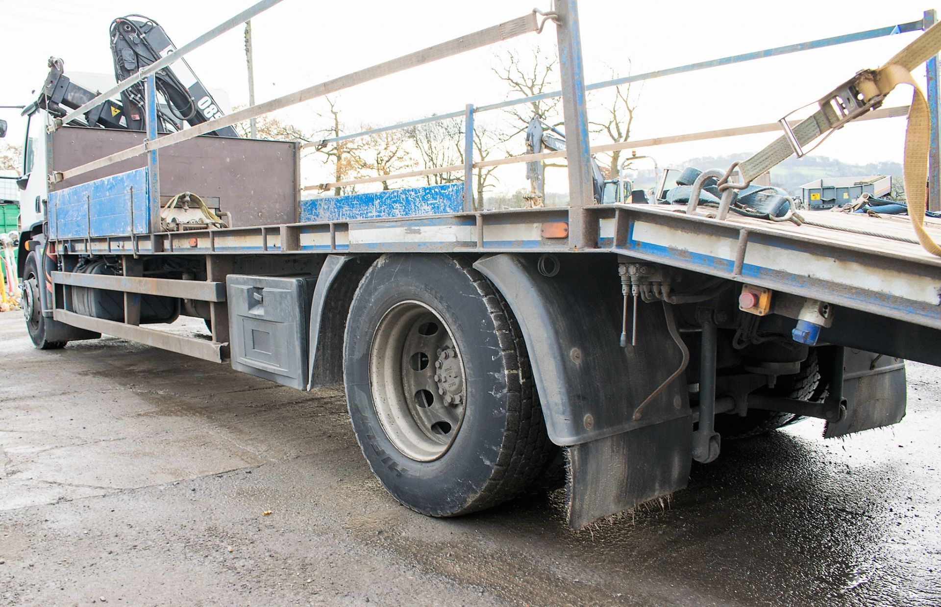 DAF 55.250 LF 18 tonne beaver tail plant lorry Registration Number: PK12 RRO Date of Registration: - Image 10 of 21