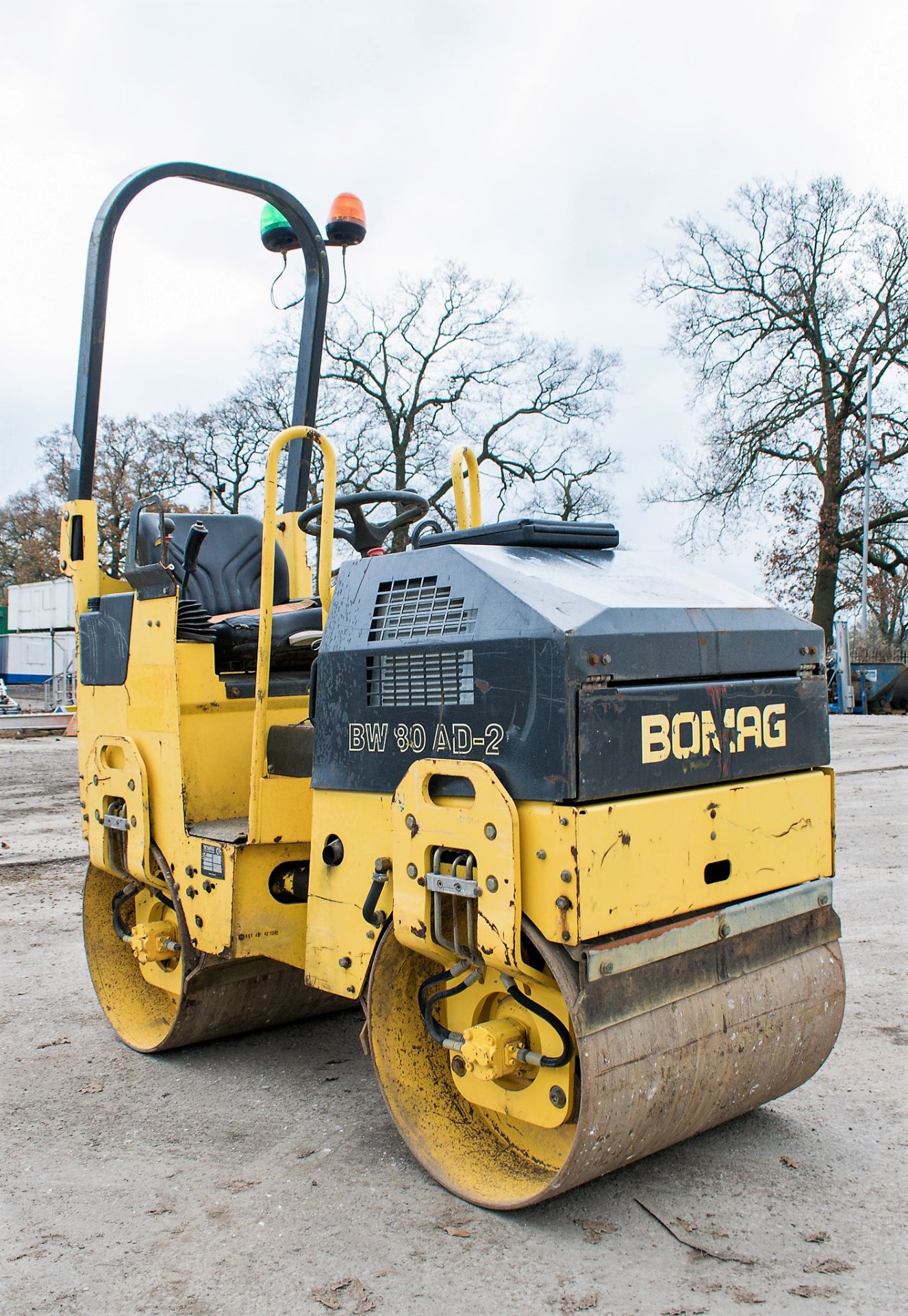 Bomag BW80 AD-2 double drum ride on roller Year: 2006 S/N: 426240 Recorded Hours: 396 R1346 - Image 2 of 13