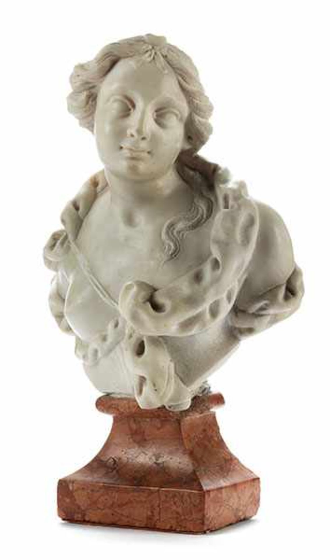 Büste einer Diana Höhe inkl. Sockel: 37,5 cm. Süddeutschland, 18. Jahrhundert. Weißer Marmor,
