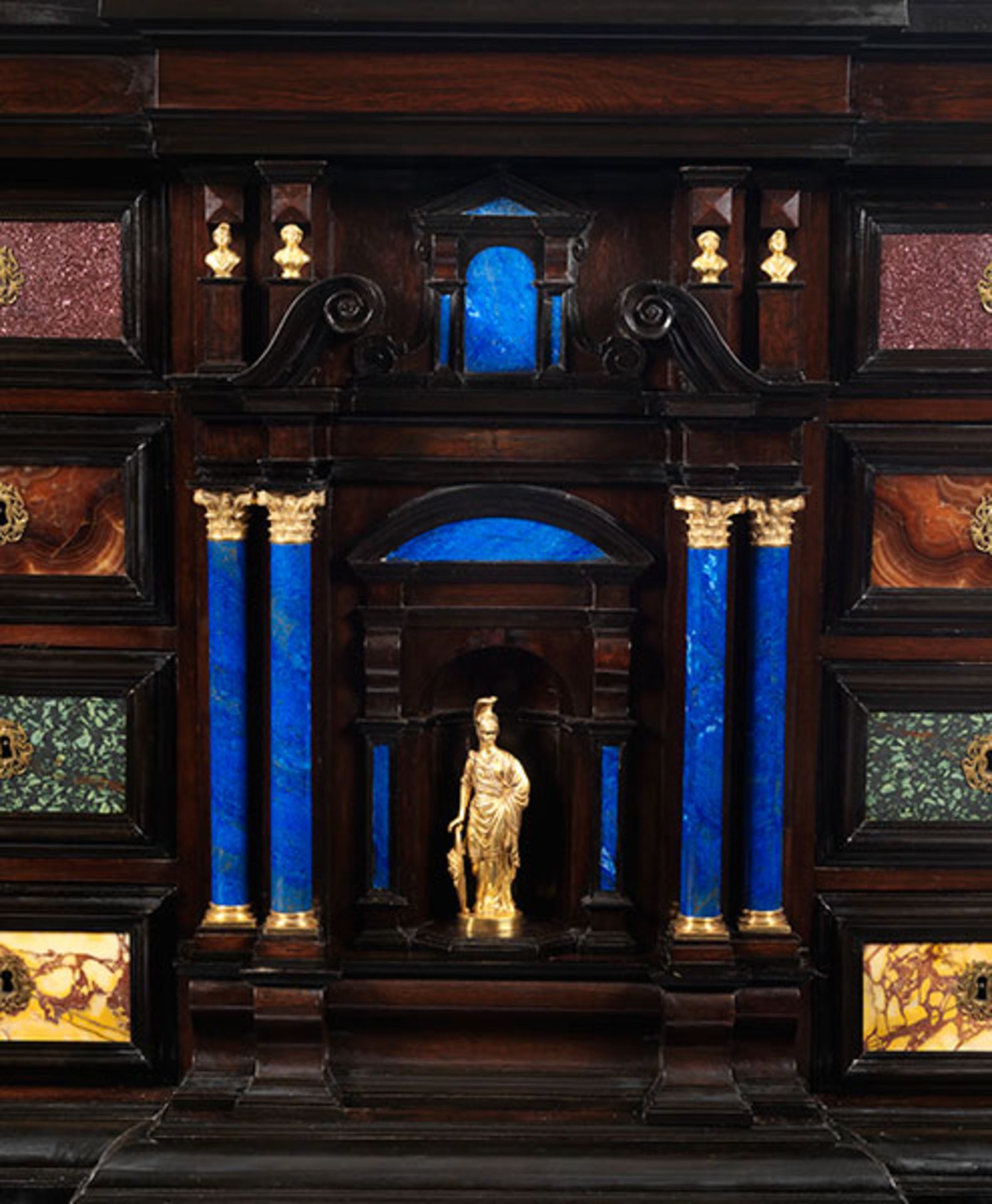 Römisches Barock-Kabinett Höhe: 135 cm. Breite: 160 cm. Tiefe: 55 cm. Rom, 17. Jahrhundert. Auf - Bild 5 aus 10