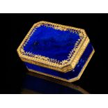 Lapislazuli Golddose 2,8 x 6,9 x 5,1 cm. Gewicht: 132 g. Steckring punziert innen bzw. außen mit