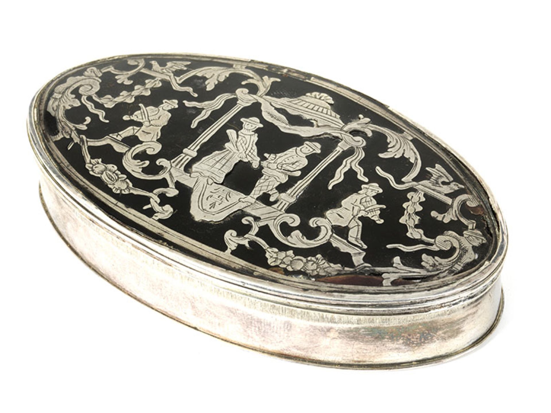 Kleine ovale Silberdose Höhe: 1,5 cm. Länge: 8 cm. Flachdeckel in Schildpatt, mit eingelegter - Bild 2 aus 4
