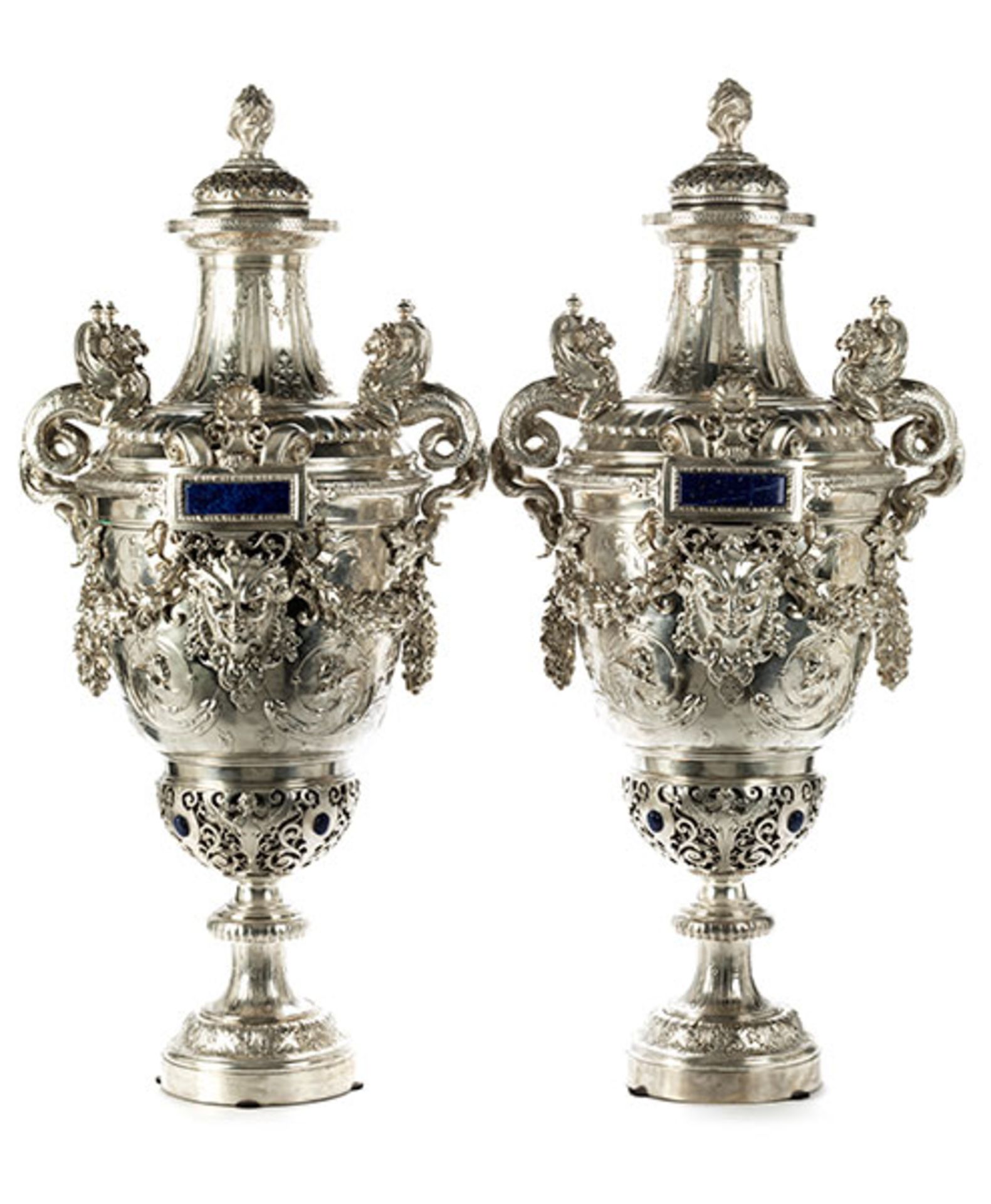 Paar große dekorative Vasen im klassizistischen Stil Höhe: 77 cm. 19. Jahrhundert. Profilierte, - Bild 2 aus 6