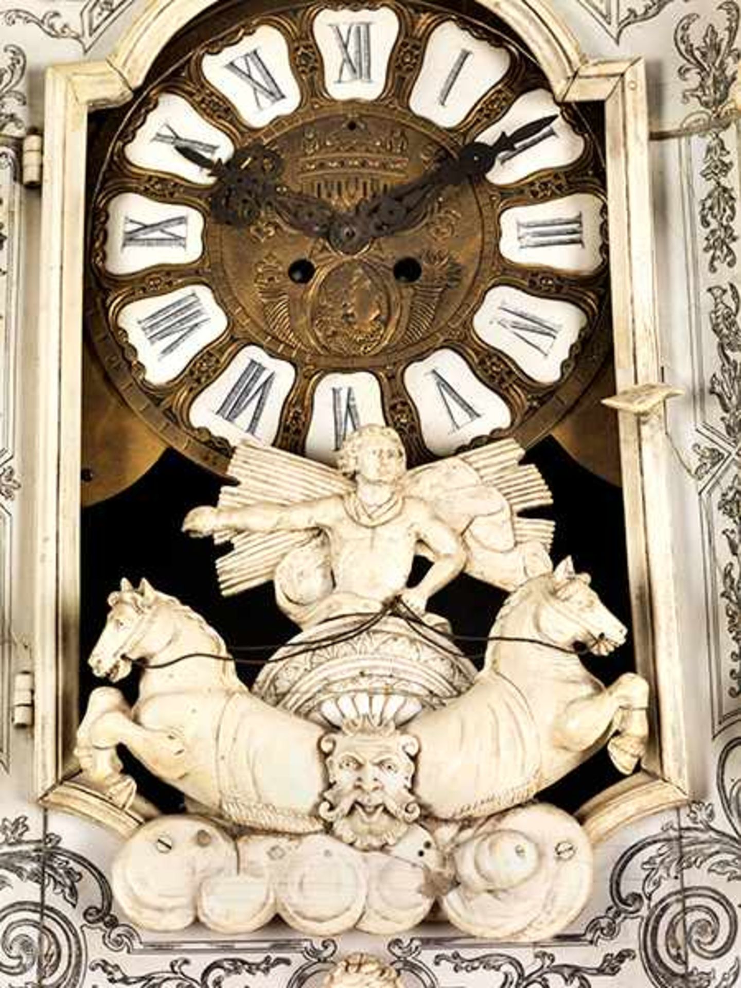 Aufwendig gearbeitete Louis XIV-Uhr in Elfenbein Gesamthöhe: ca. 153 cm. 19. Jahrhundert. - Bild 14 aus 21