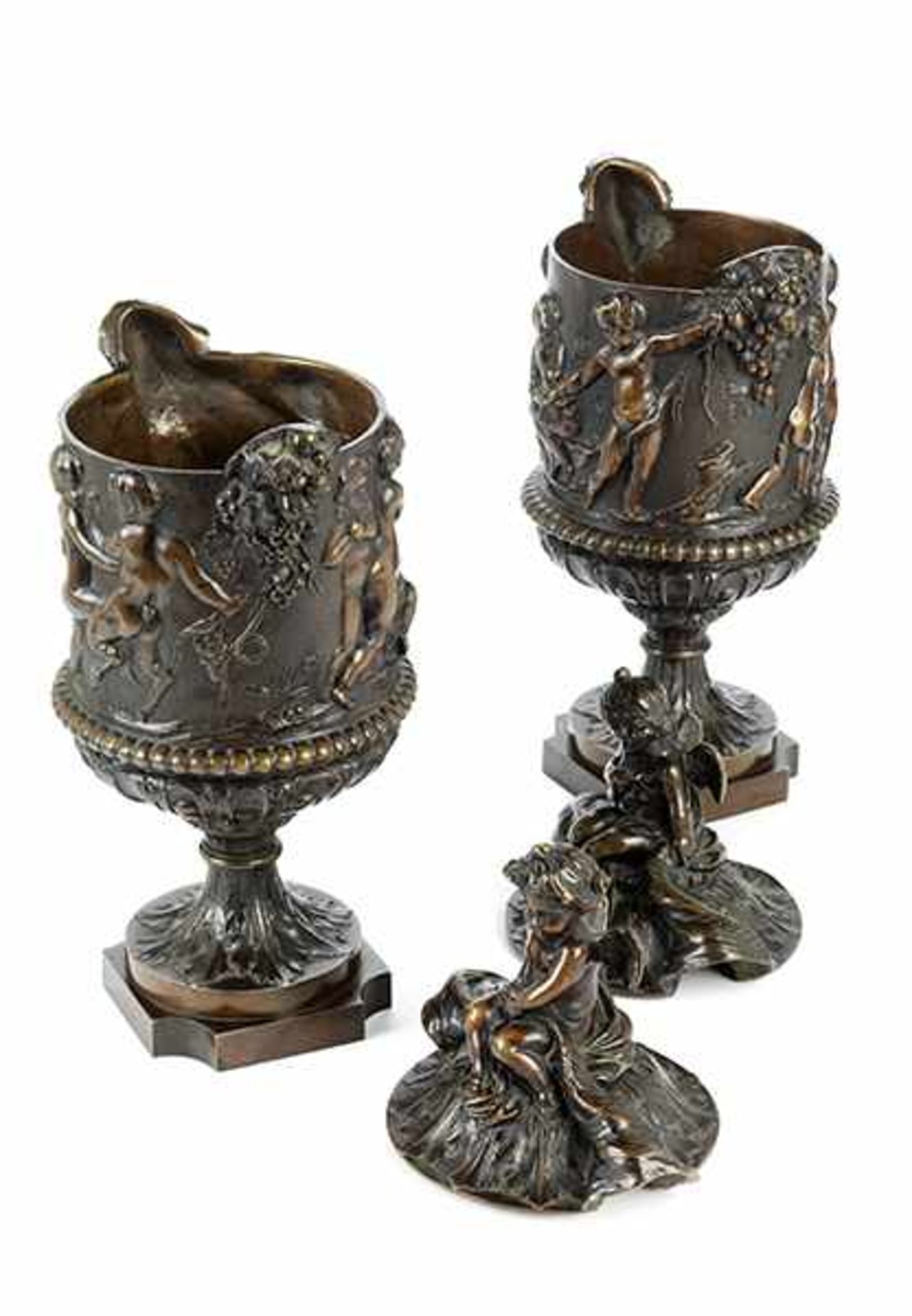 Paar Deckelpokale Höhe: 40 cm. 19. Jahrhundert. Bronze. Jeweils eingezogener Rundfuß über - Bild 3 aus 7