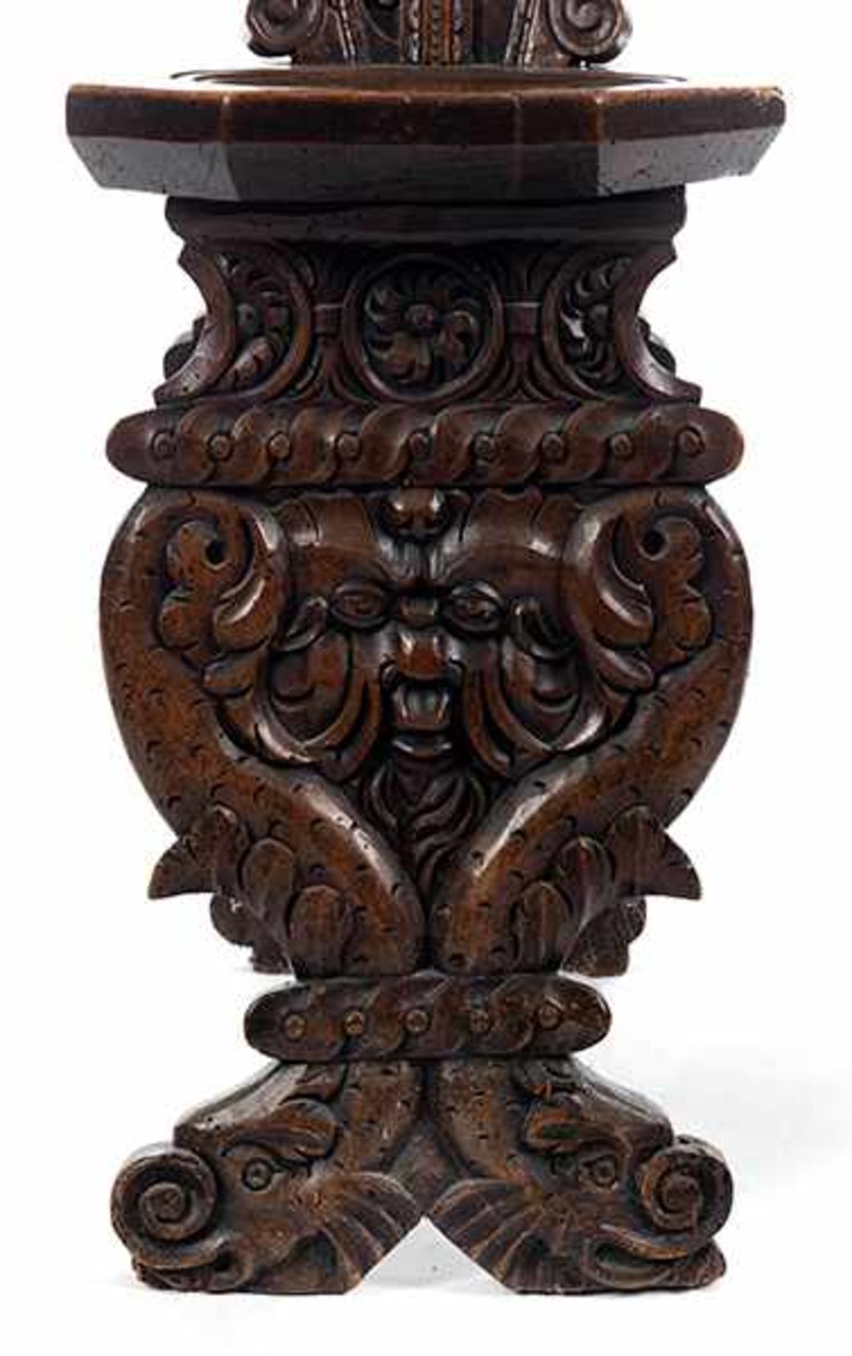 Renaissance-Stuhl Lehnenhöhe: 106 cm. Sitzhöhe: 55 cm. Italien, 17. Jahrhundert. Dekor mit - Bild 4 aus 11