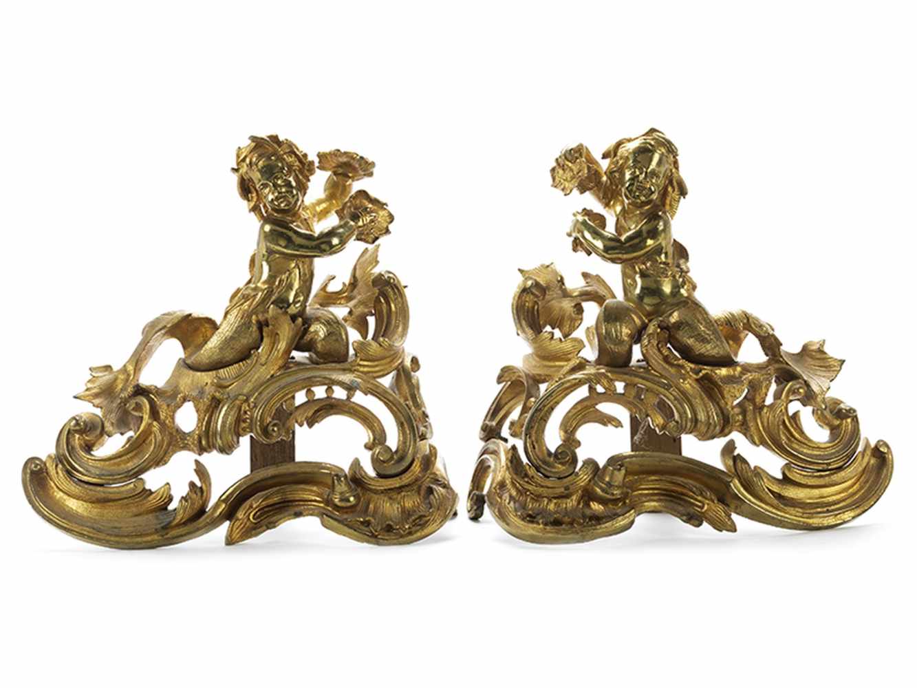 Paar Chenets Höhe: 33 cm. Frankreich, 18. Jahrhundert. Messing, Bronze, gegossen und ziseliert. Über - Image 5 of 9
