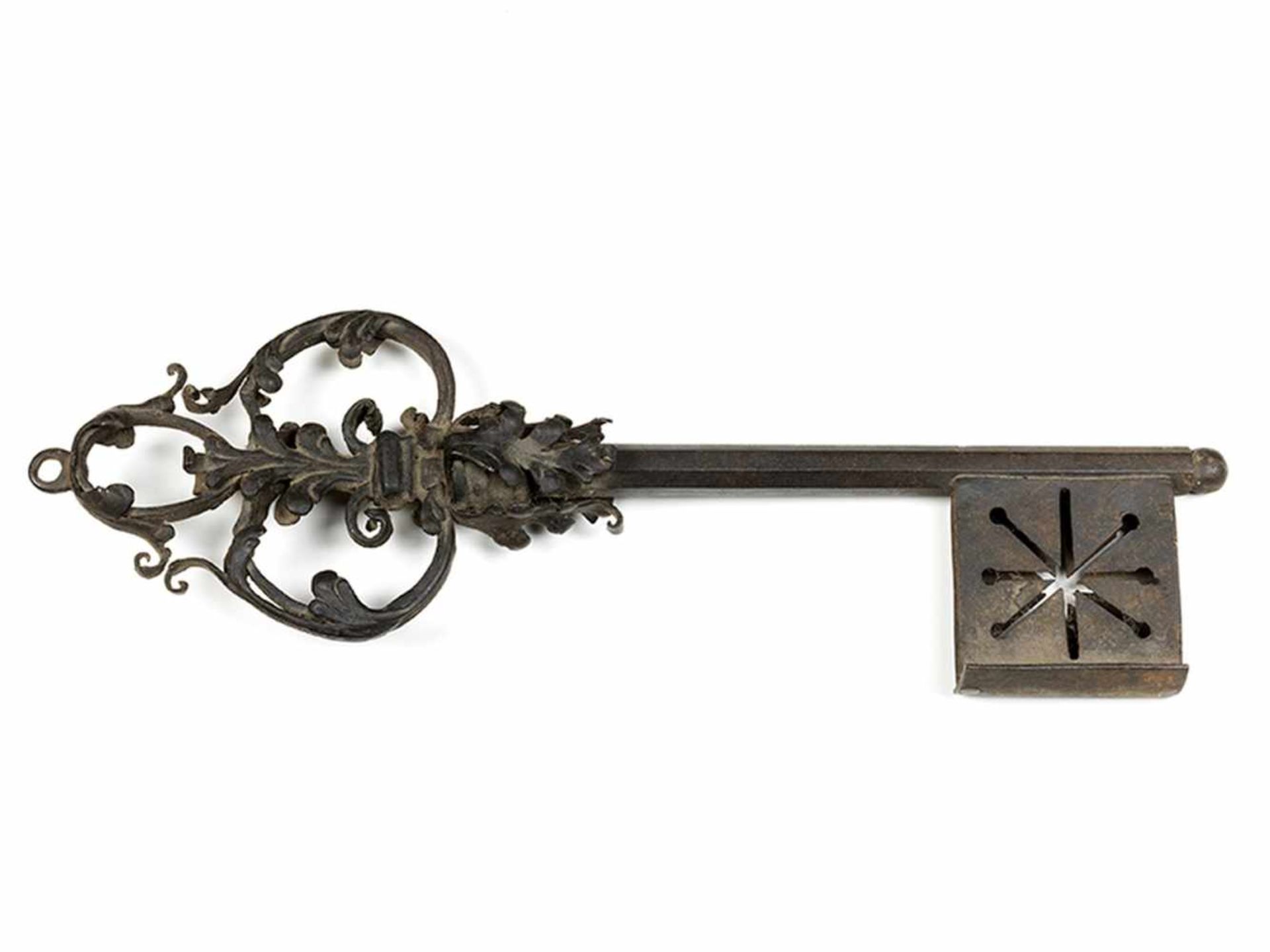 Großer in Eisen geschmiedeter Schlüssel Länge: 55 cm. Anfang, 18. Jahrhundert. Wohl Anhänger eines - Bild 3 aus 3