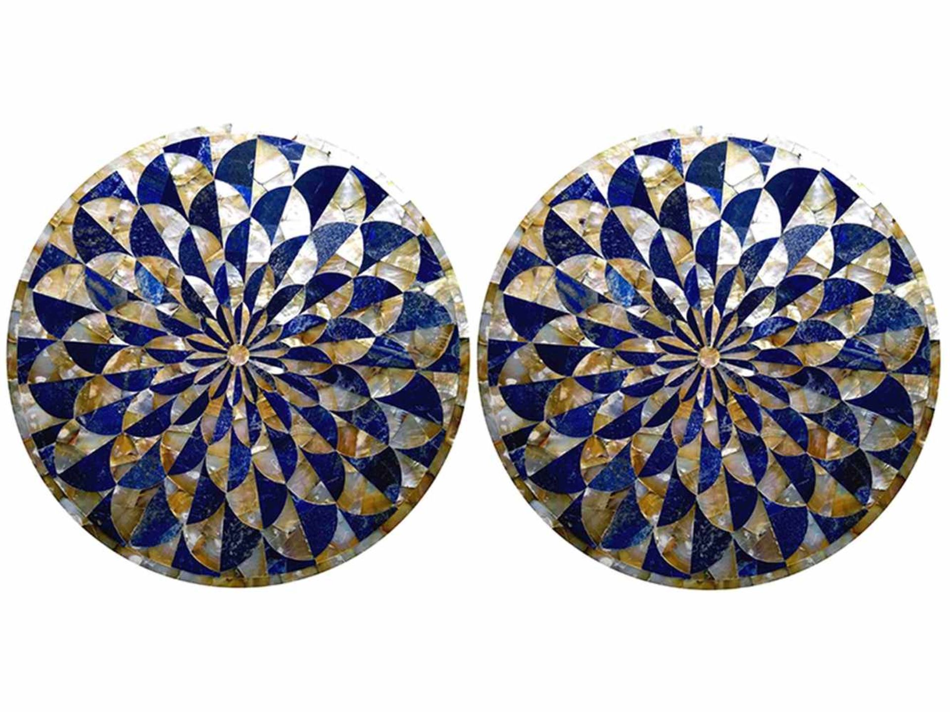 Pietra Dura-Tondi Durchmesser: 60 cm. Italien. In radialem Muster angelegte Pietra Dura-Platten - Bild 2 aus 3