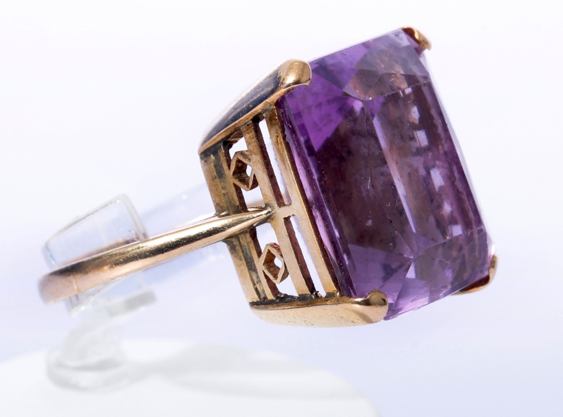 Amethyst Ring, 585 Gold, 8,66 Gramm, Ringgröße 56, Stein 15x17mm, guter Zustand