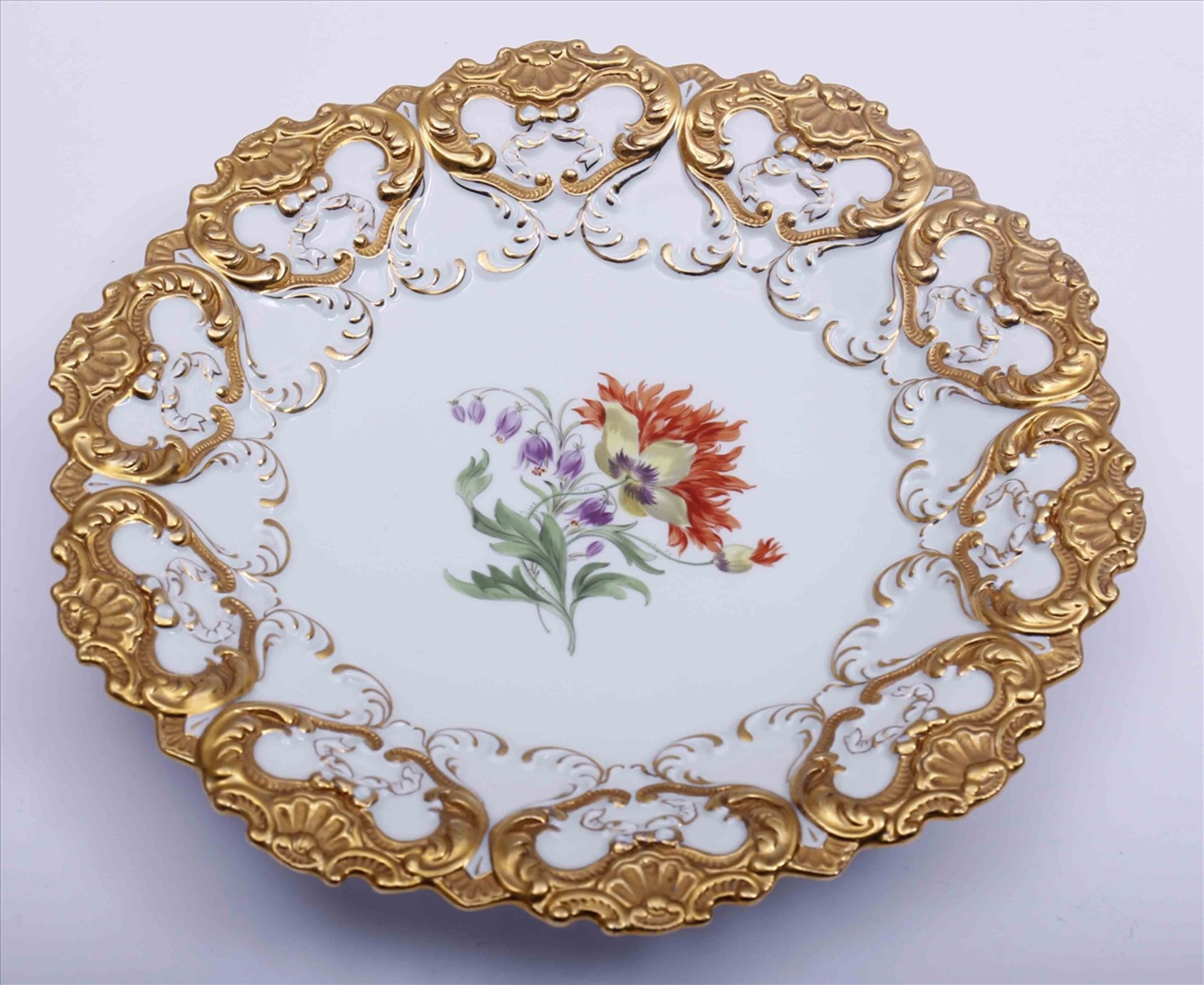 zurückgezogenLarge plate, Meissen, 20th C., floral decoration, D: 30,5cm