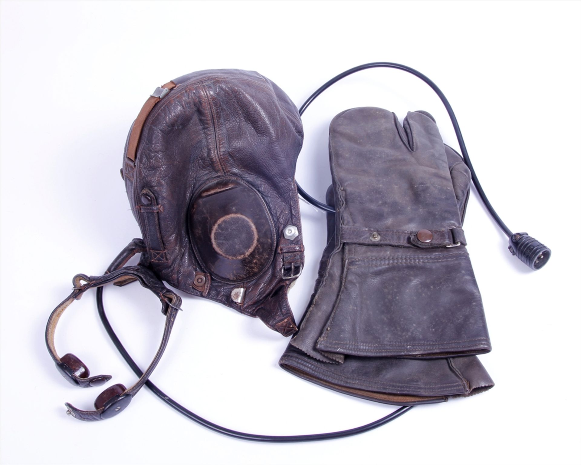 Luftwaffe Pilotenhaube und Handschuhe, Pilotenhaube mit Sprechgarnitur und Kabel der Firma