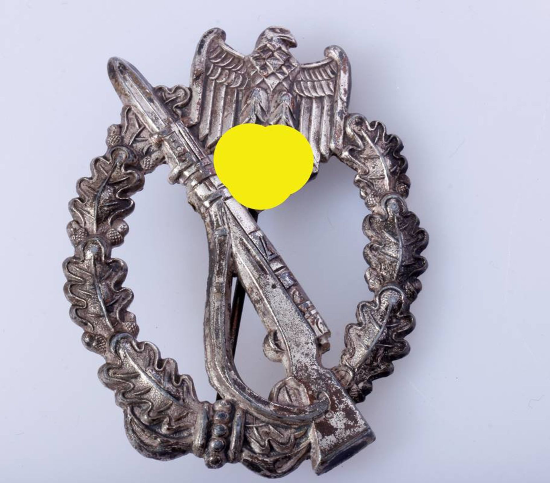 Infanterie Sturmabzeichen SilberAbzeichen in Silber hohl geprägt. Hersteller Franke & Co.