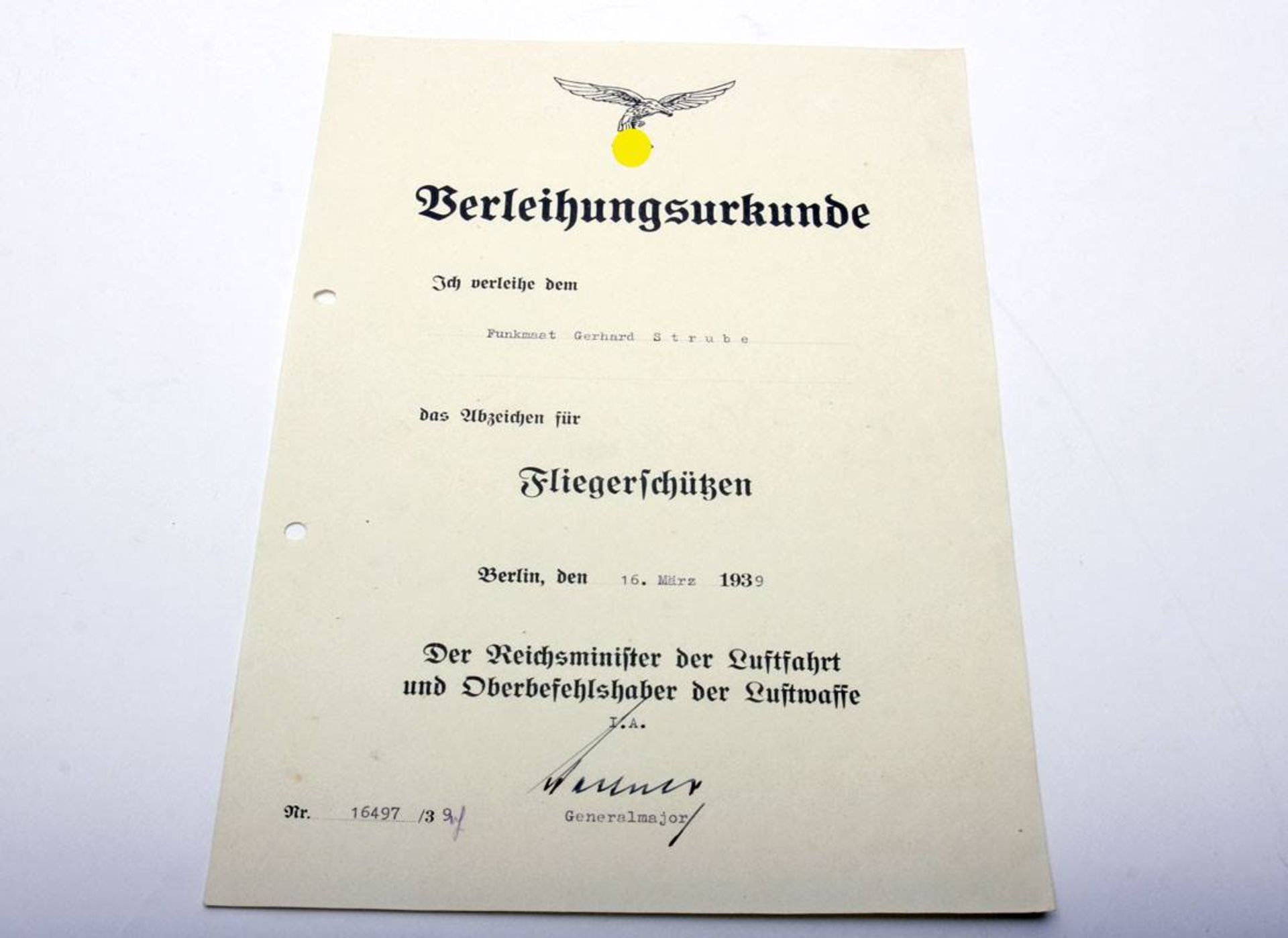 Nachlass Ehrenpokal der LuftwaffeNachlass der Luftwaffe des Soldaten Gerhard Strube. Die Gruppe - Bild 3 aus 25