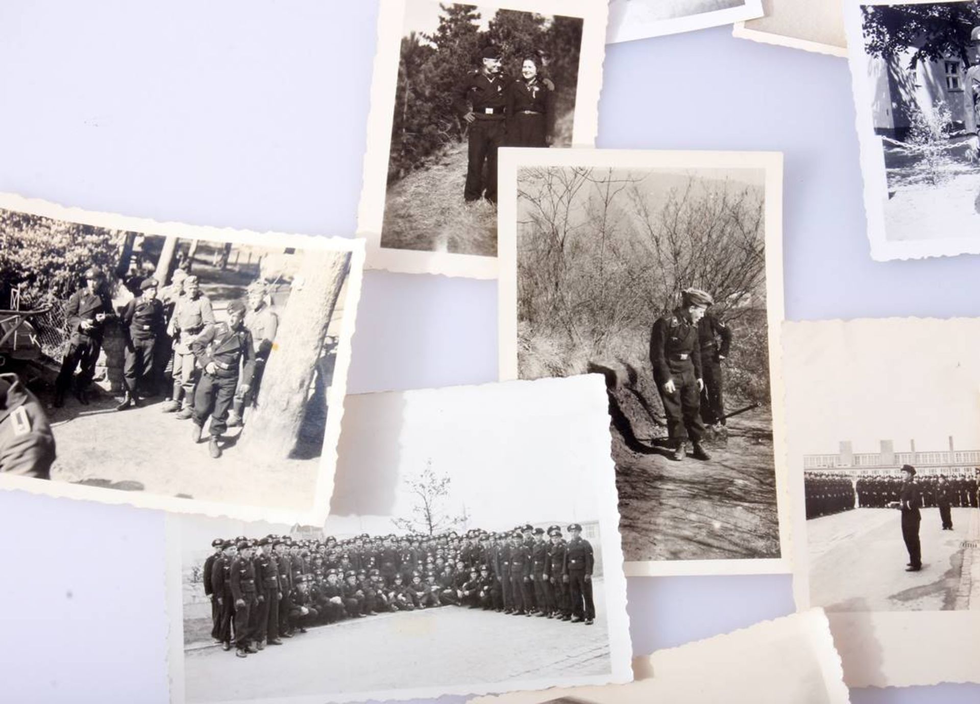 15 Fotos von Soldaten in PanzeruniformFotos von verschiedenen Anlässen mit schwarzen - Bild 3 aus 3