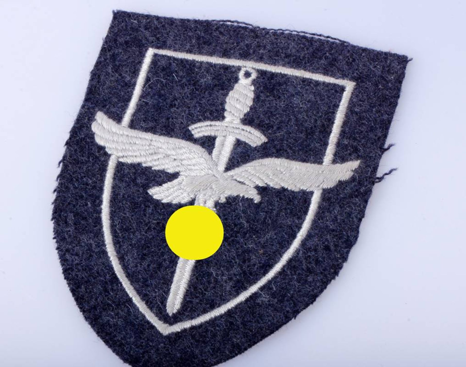 Luftwaffe Ärmelschild für LuftwaffenhelferinenMaschinengestickte Ausführung.